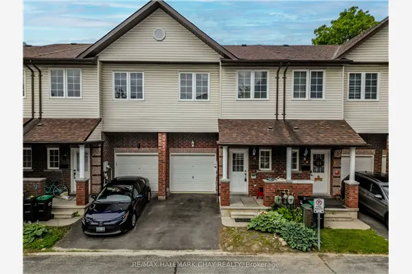 488 Yonge Street