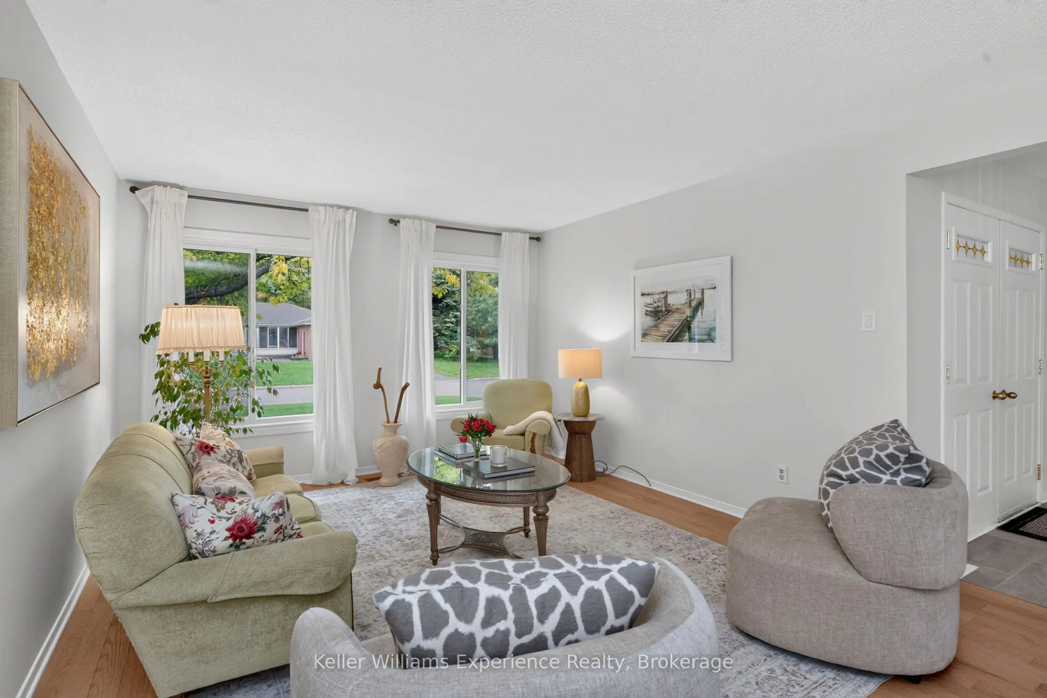 922 Playfair Road