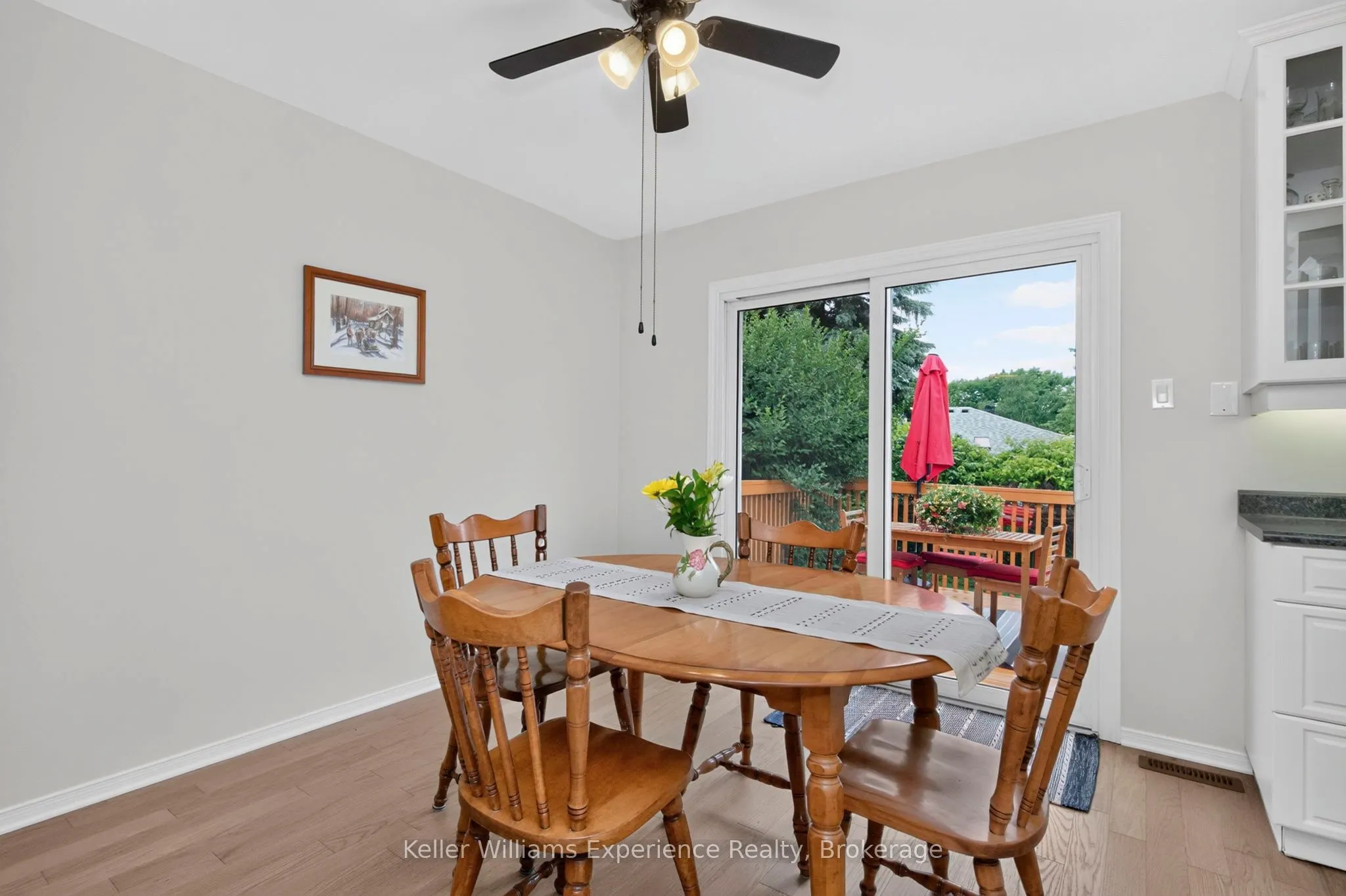 922 Playfair Road