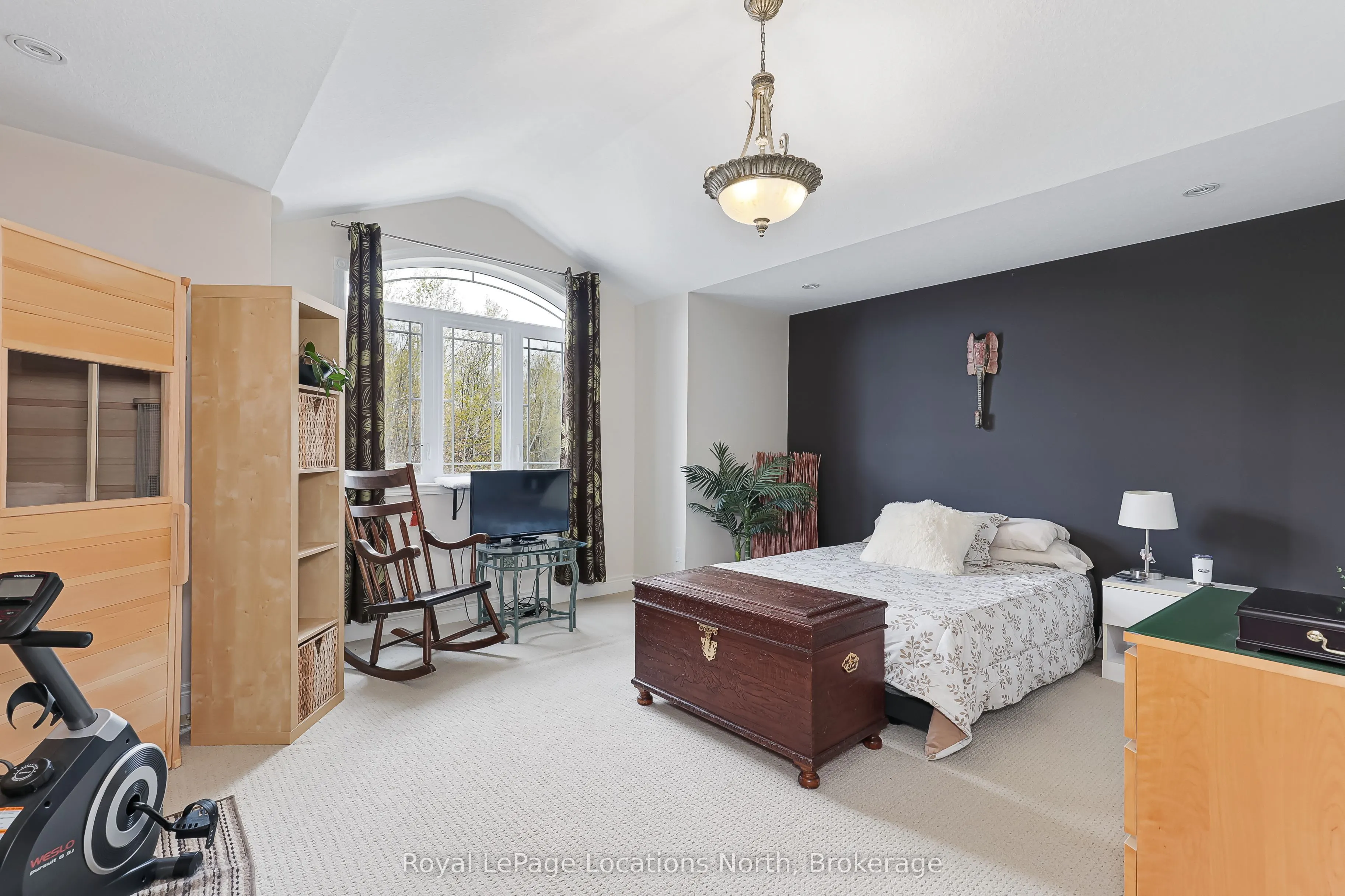 6 Williams Street