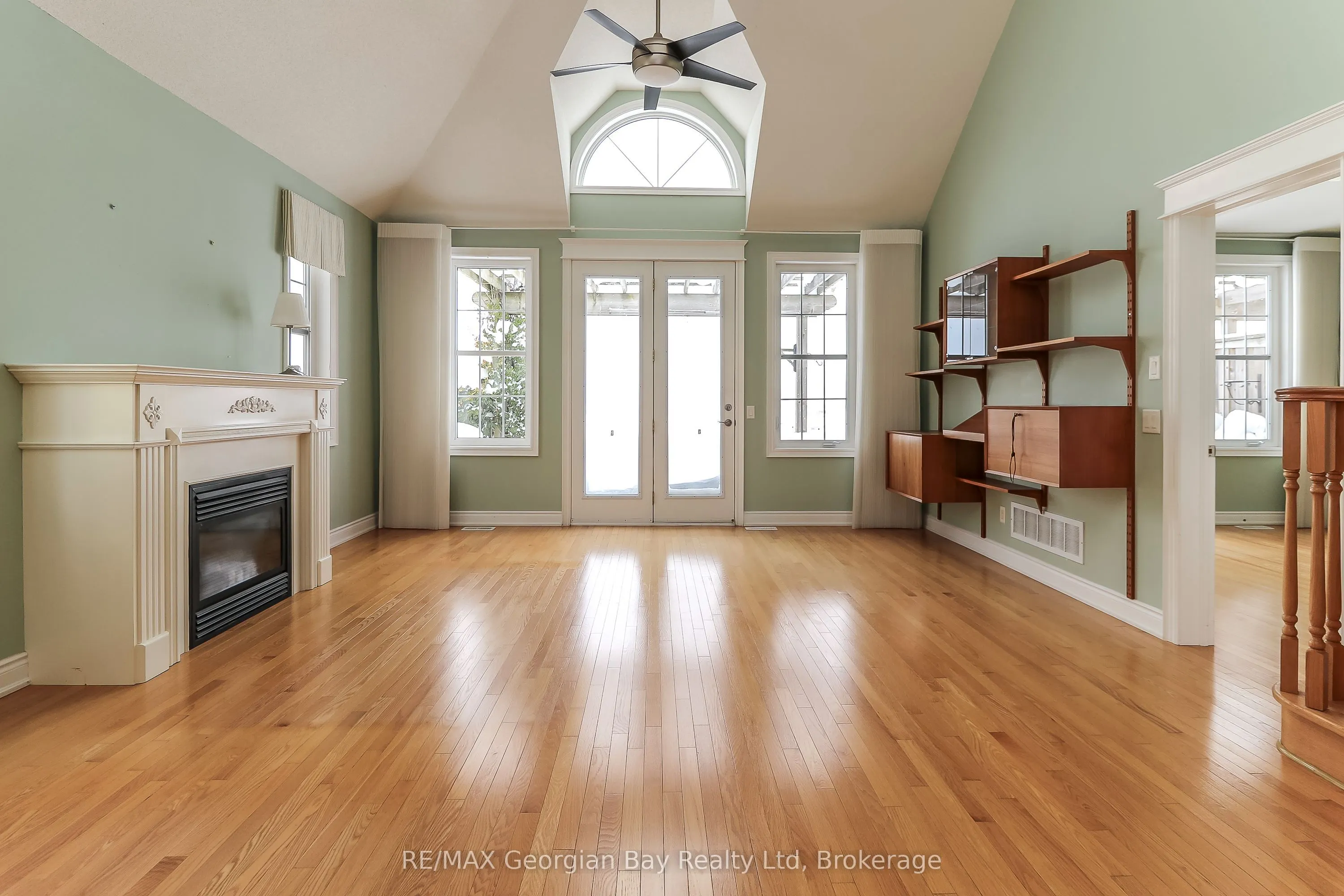 210 Wycliffe Cove
