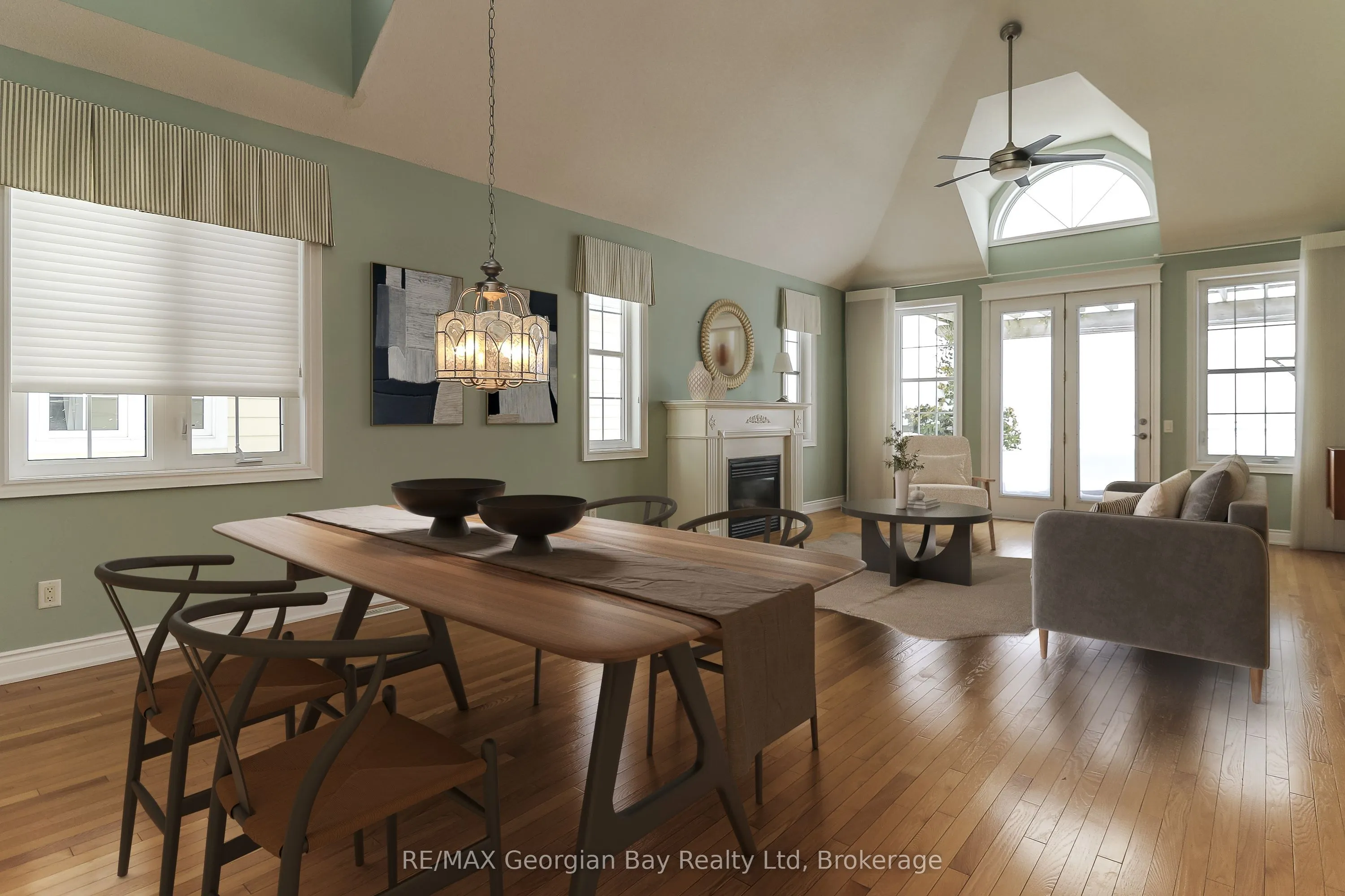 210 Wycliffe Cove