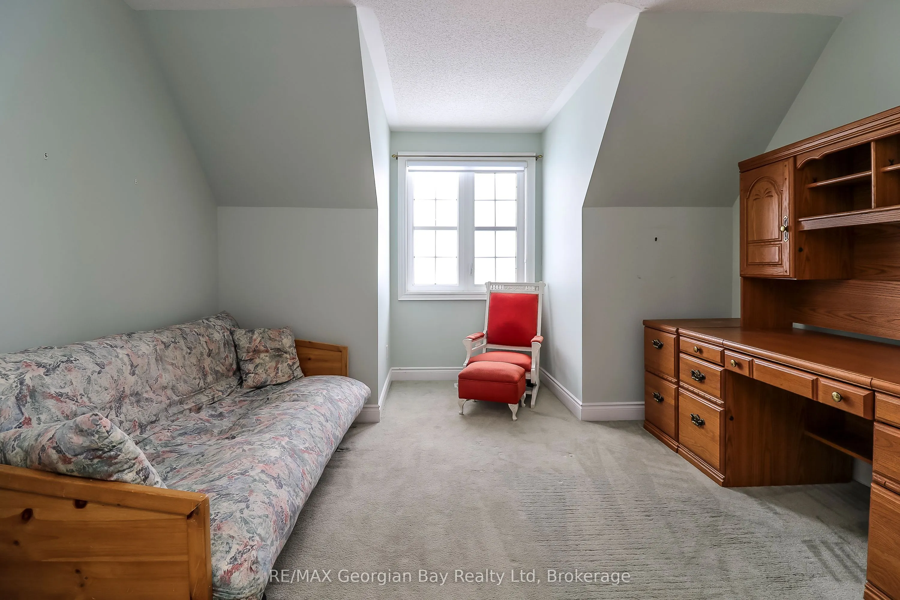 210 Wycliffe Cove