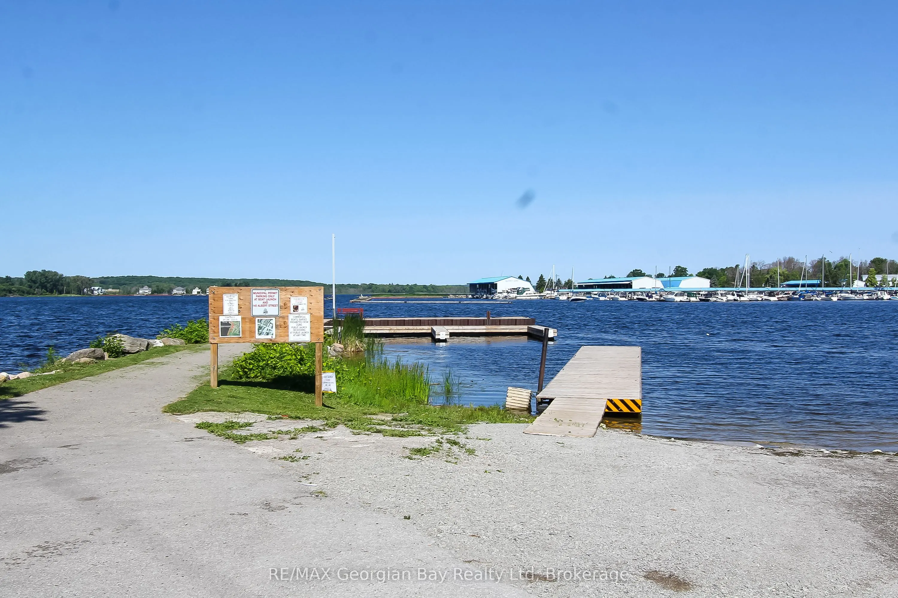 210 Wycliffe Cove