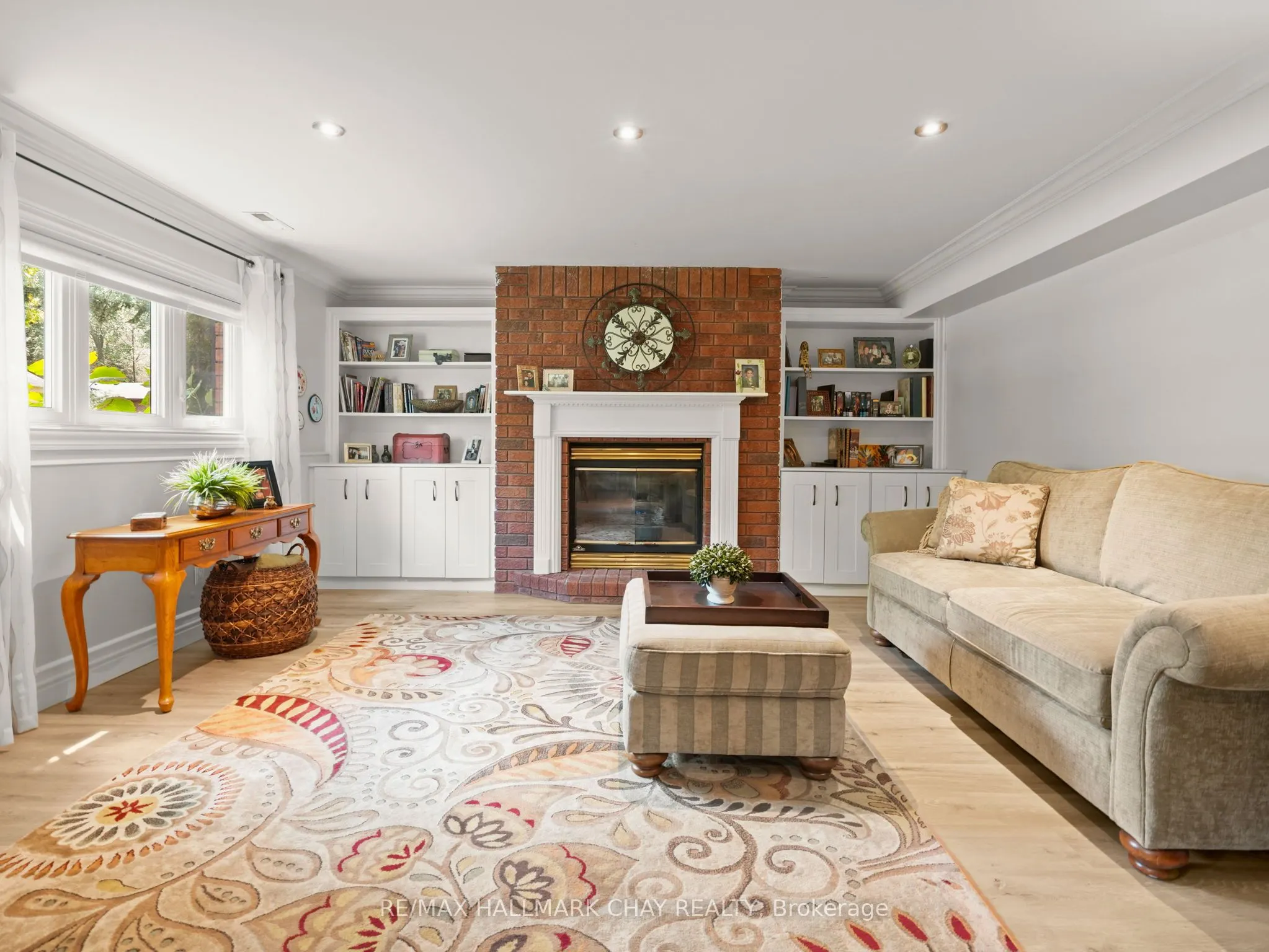 20 Downer Crescent