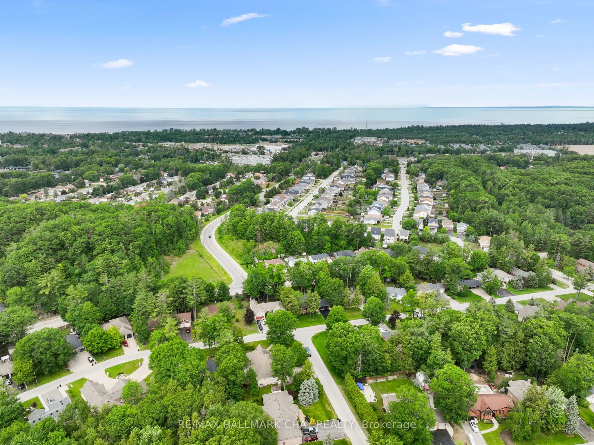 20 Downer Crescent