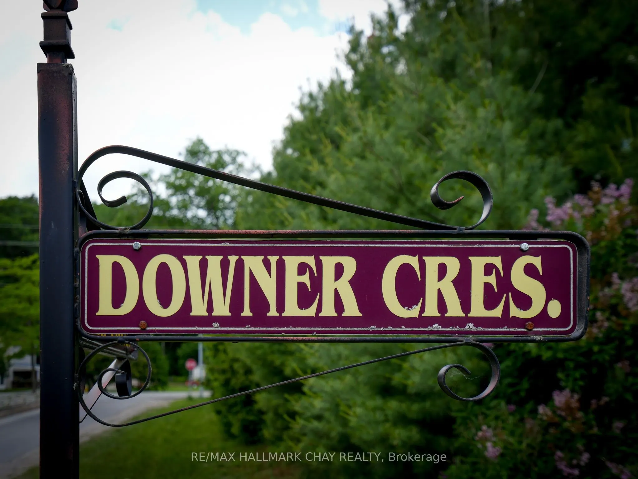 20 Downer Crescent