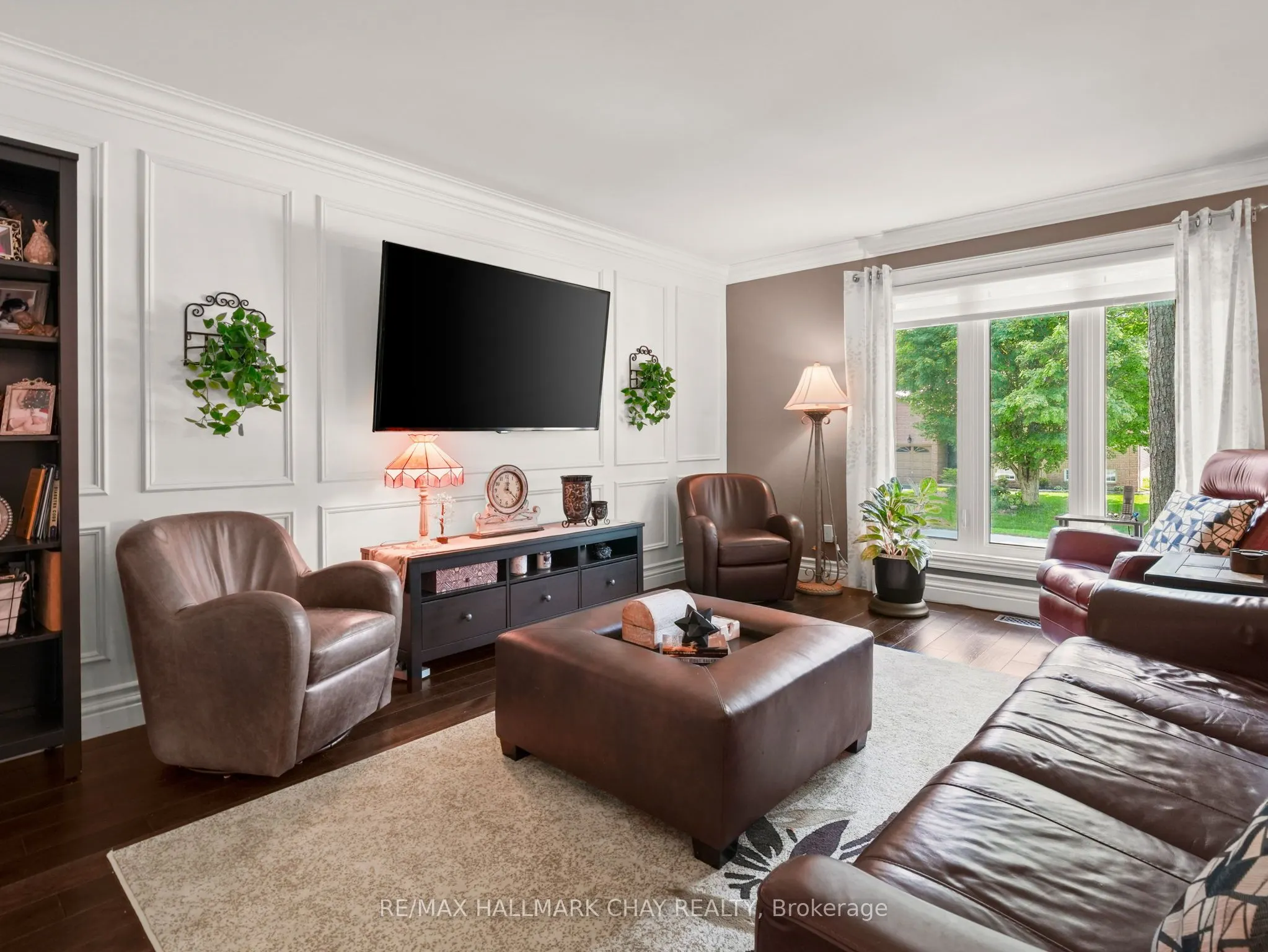 20 Downer Crescent