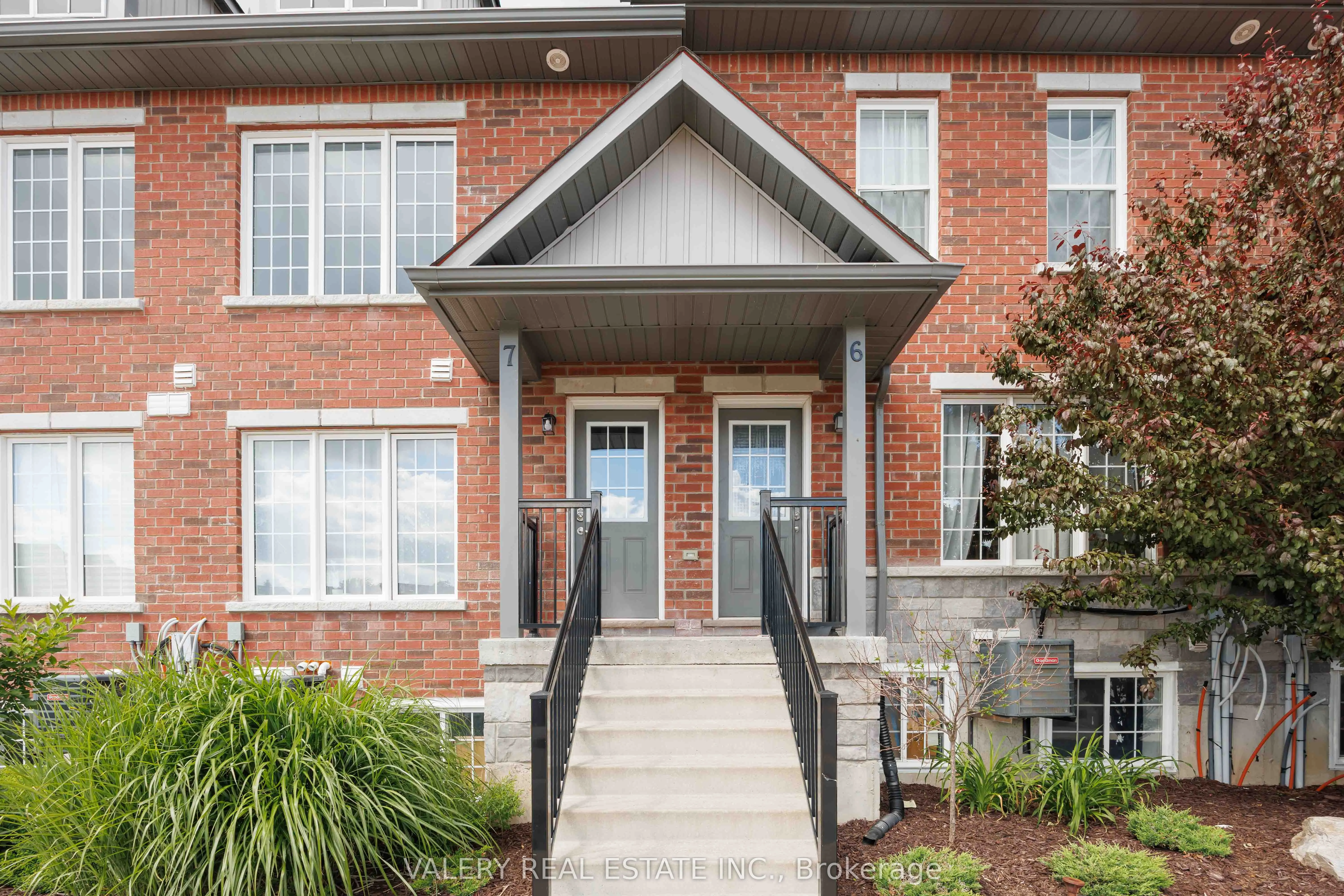 250 Penetanguishene Road #7