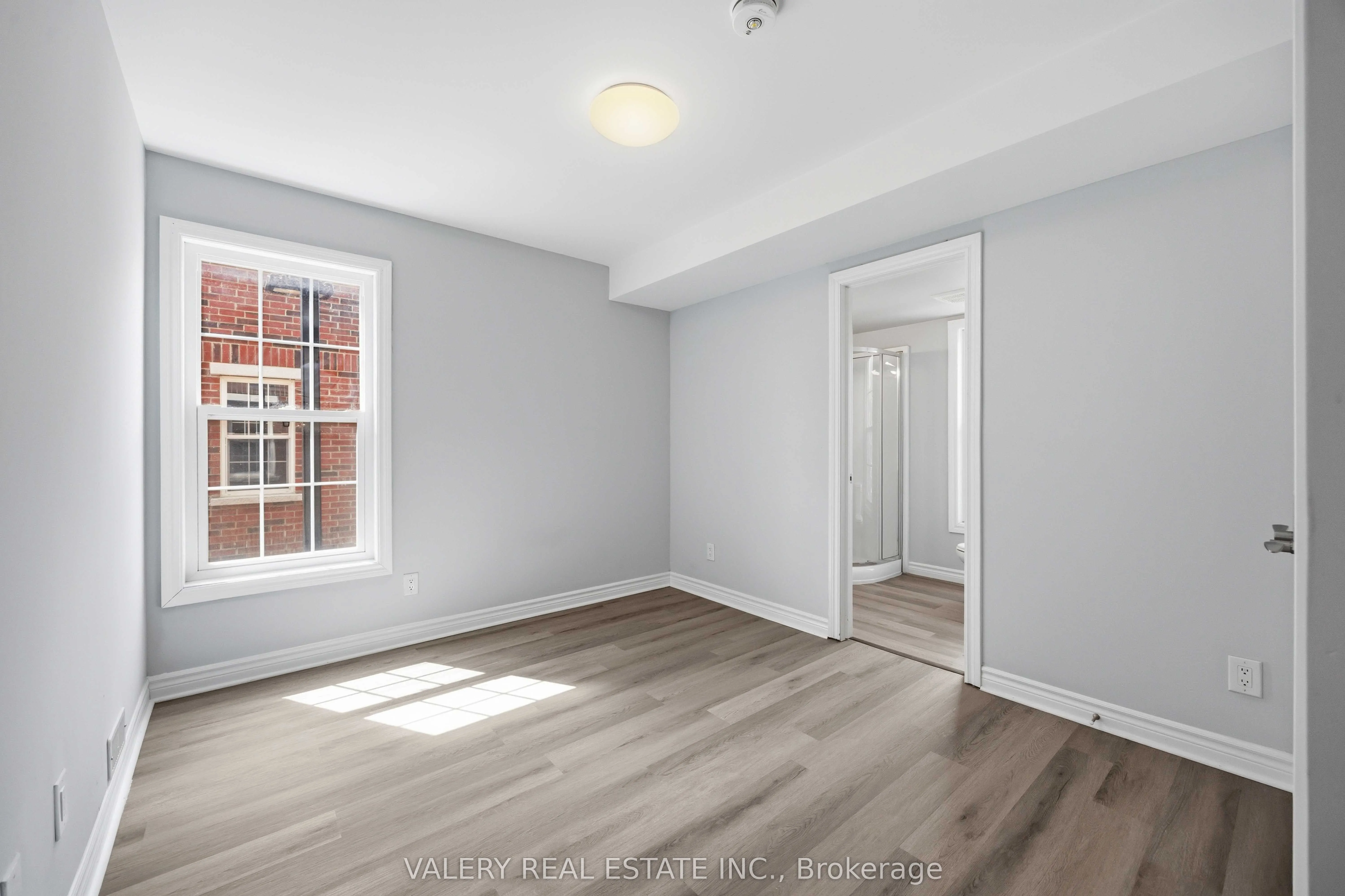 250 Penetanguishene Road #7