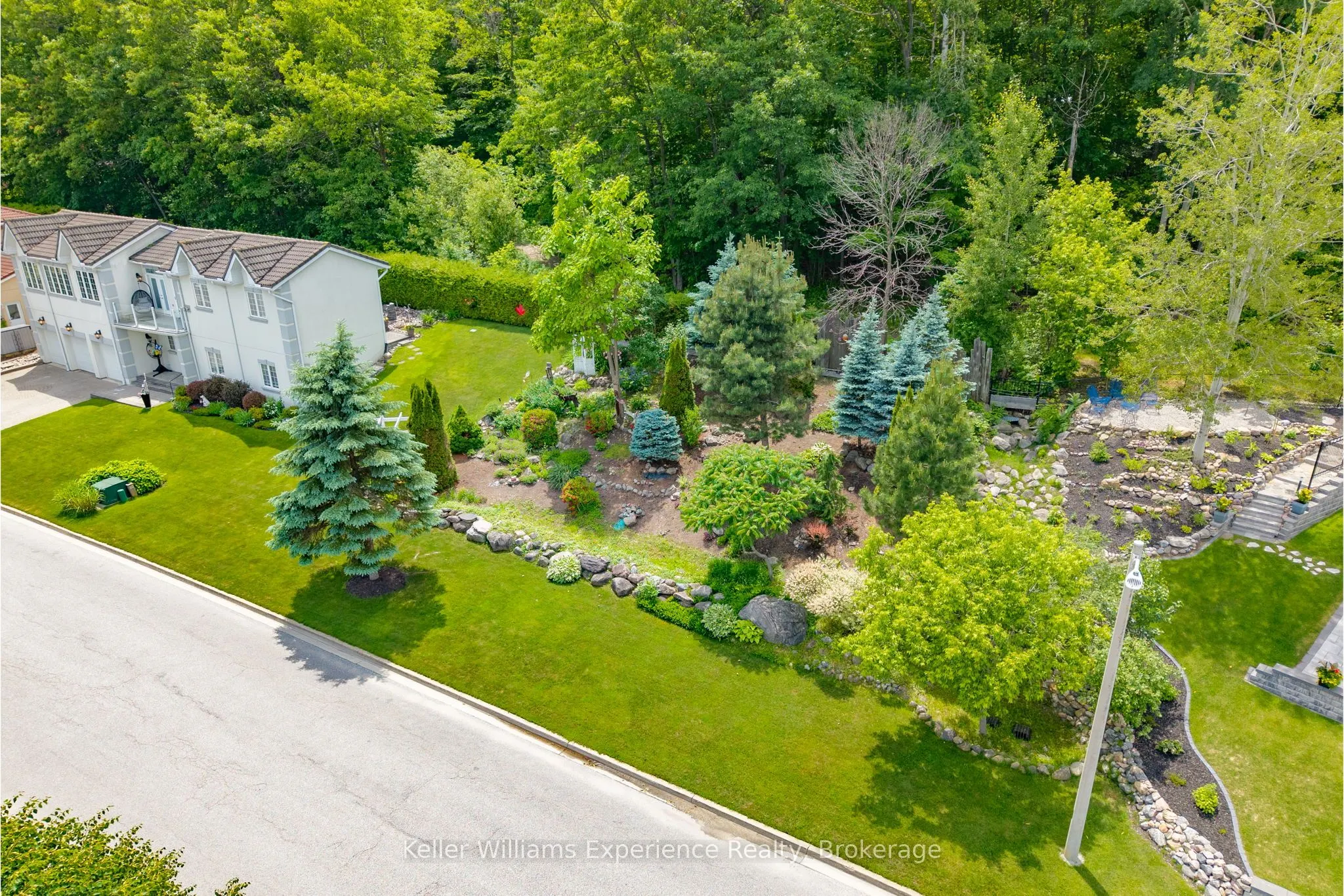 378 ABERDEEN Boulevard