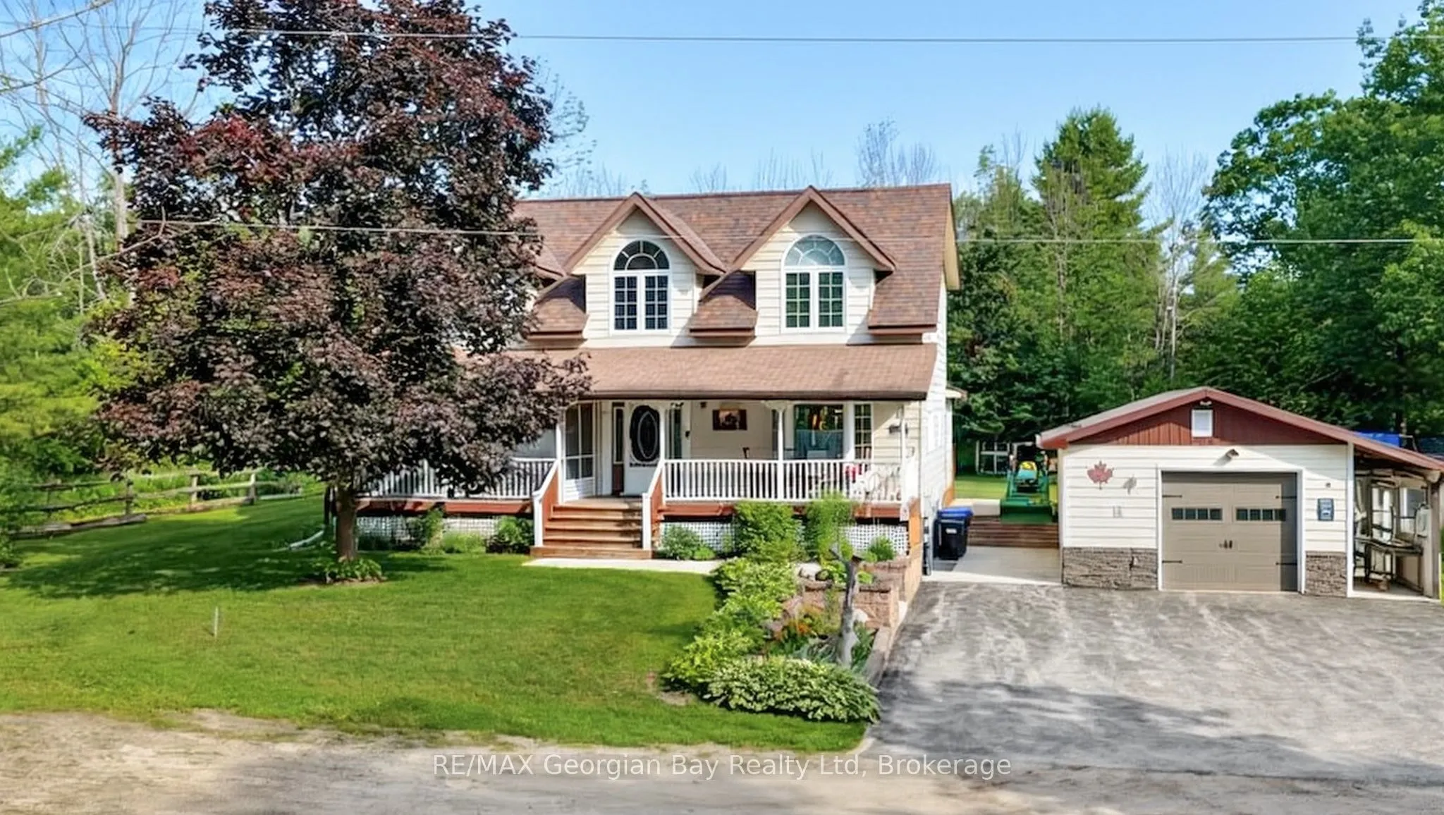 4 Moore Avenue