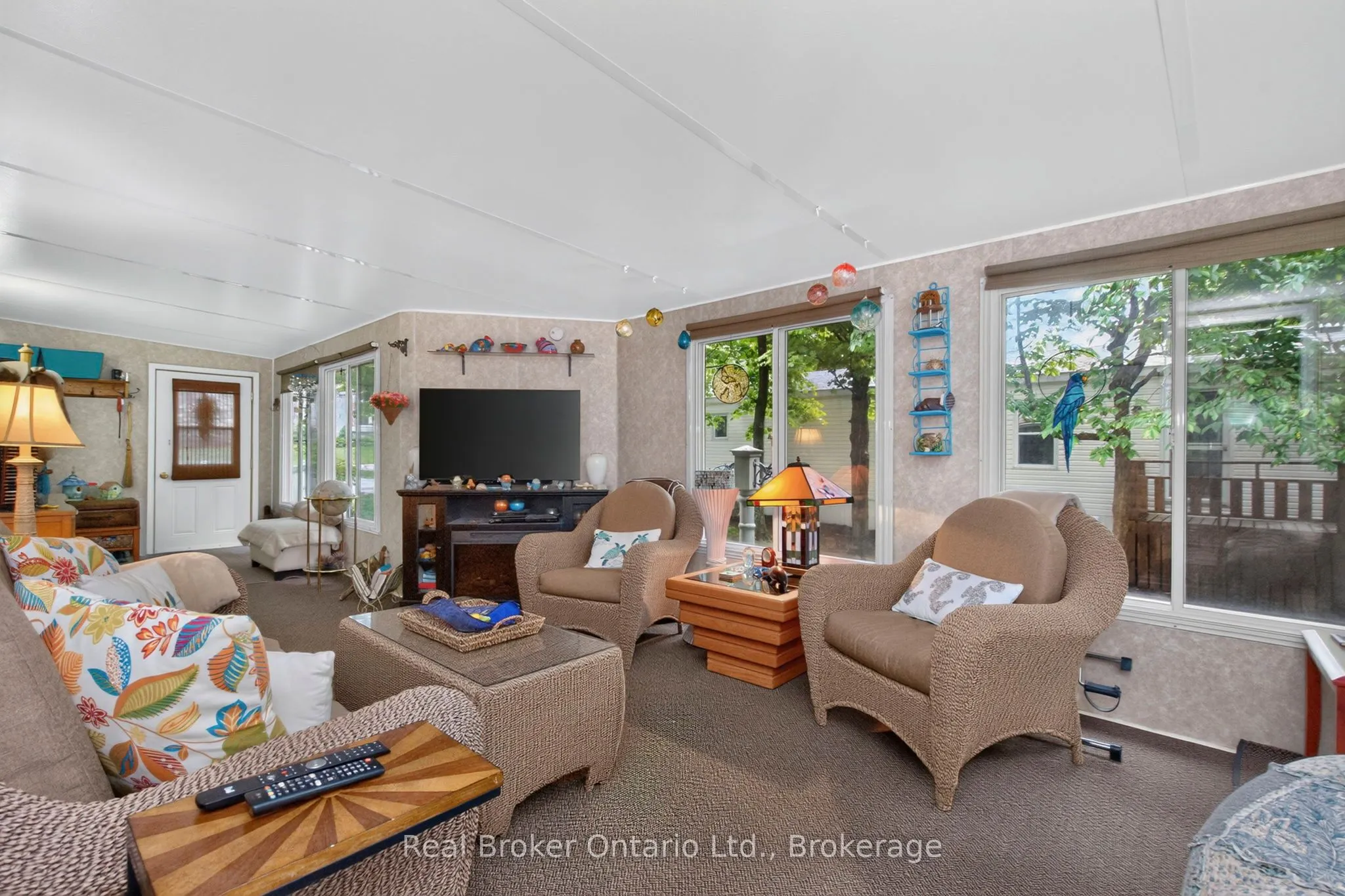 5411 Elliott Side Road #5