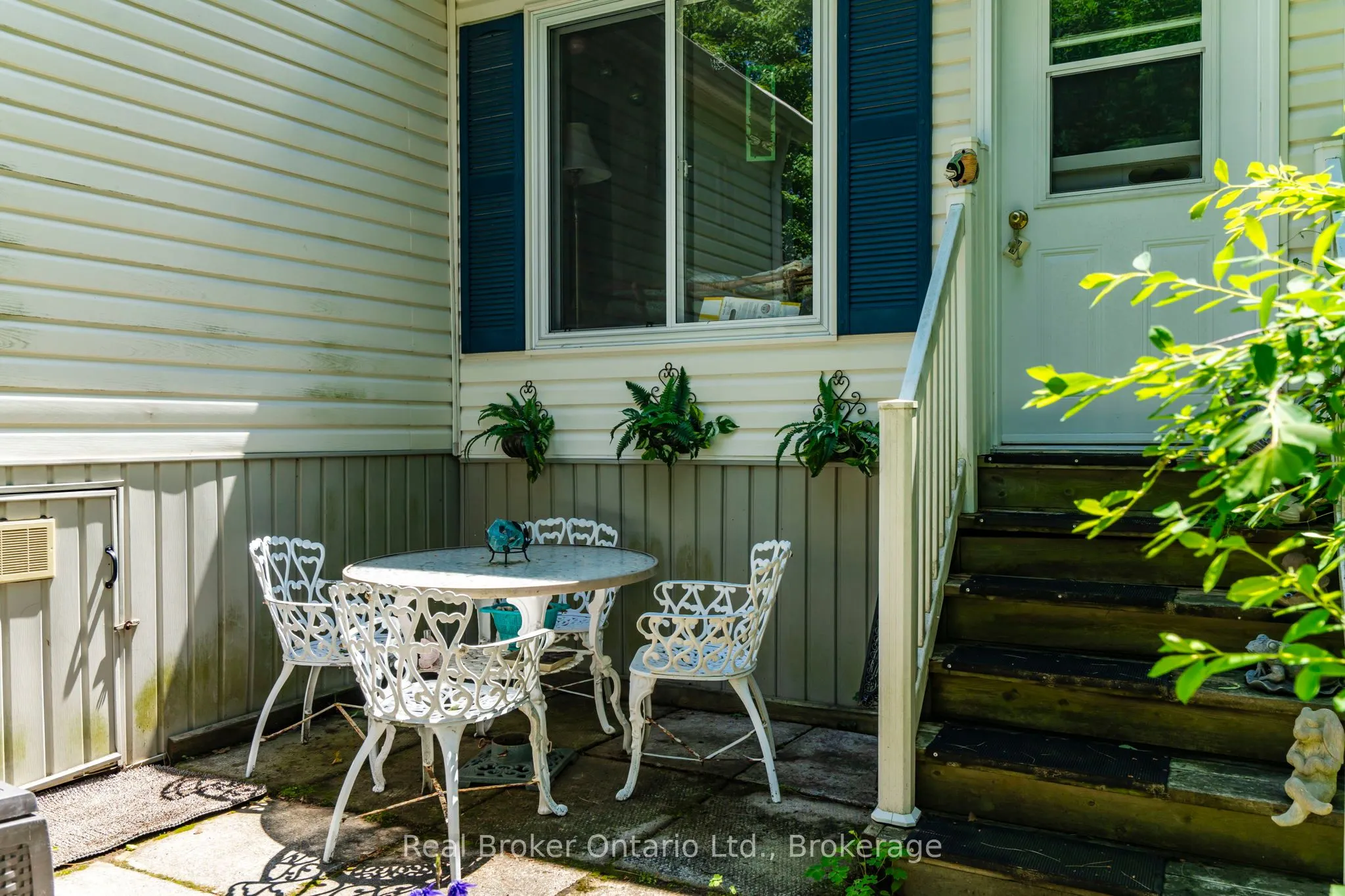 5411 Elliott Side Road #5