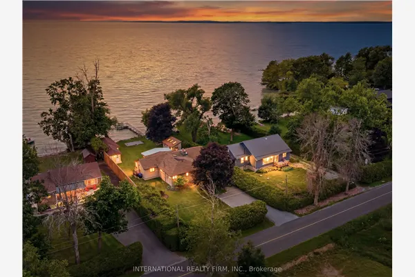 2032 Lakeshore Drive