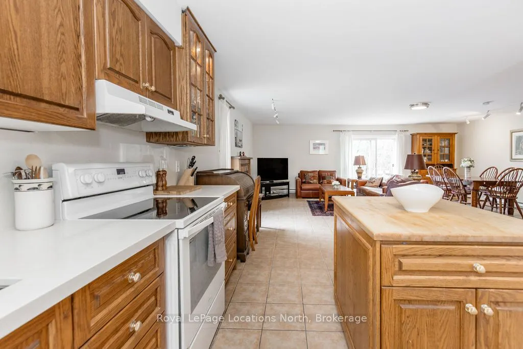 112 Escarpment Crescent #12