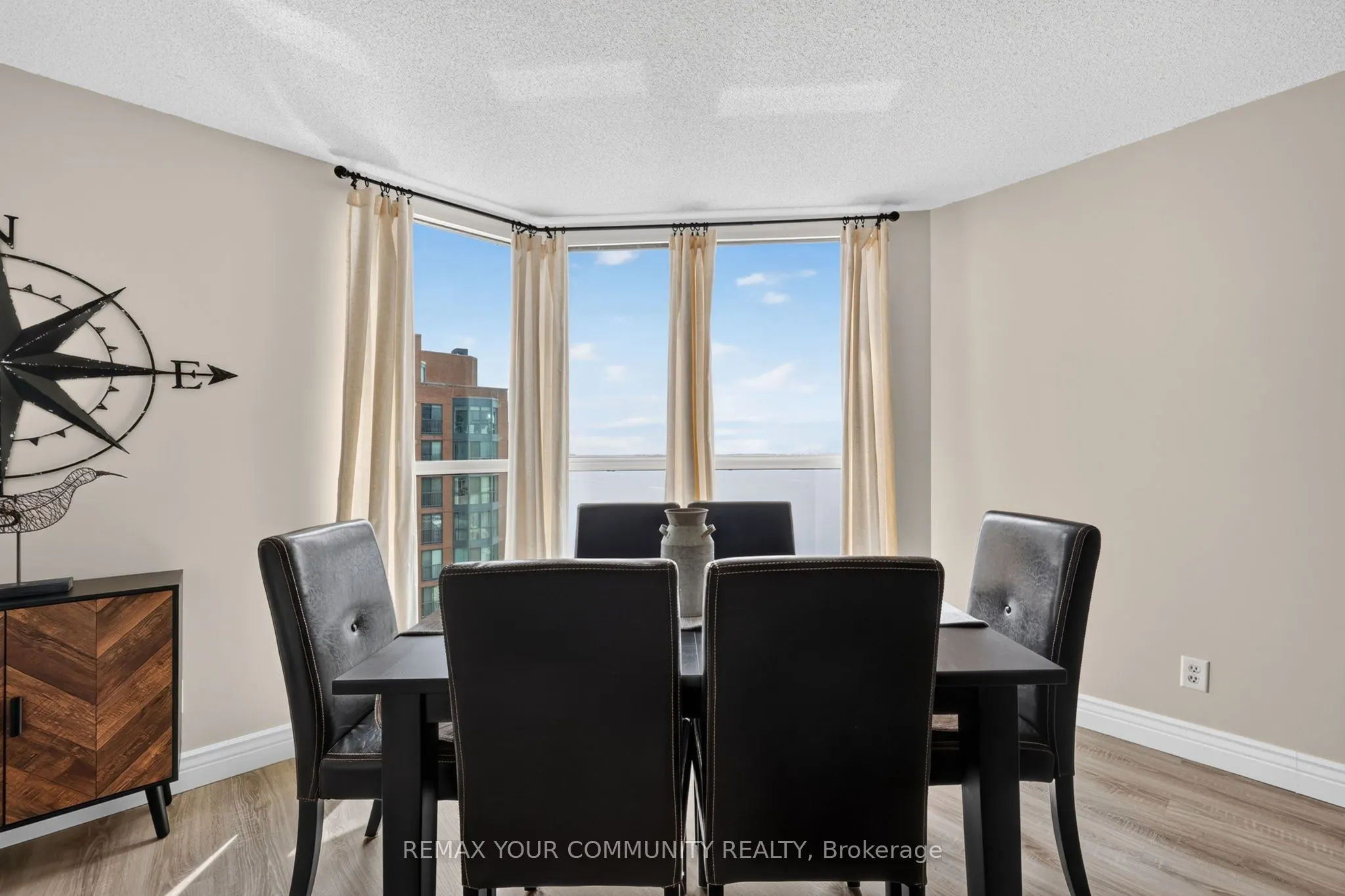 140 Dunlop Street E #1409
