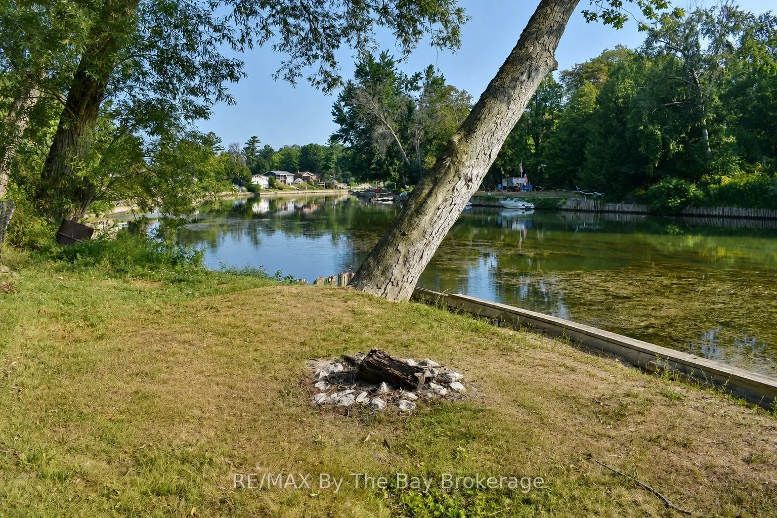 103 Sunnidale Road S