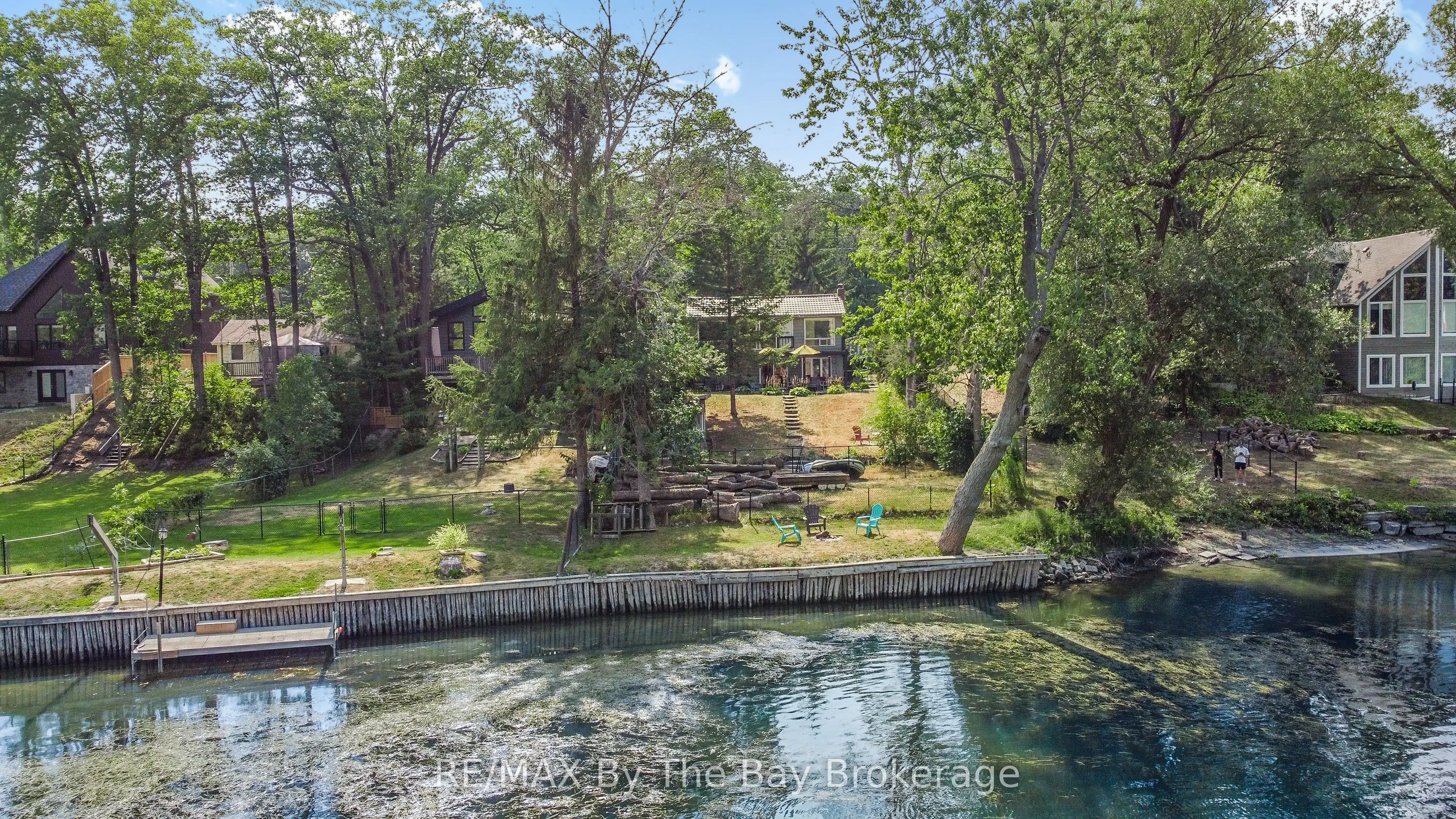 103 Sunnidale Road S
