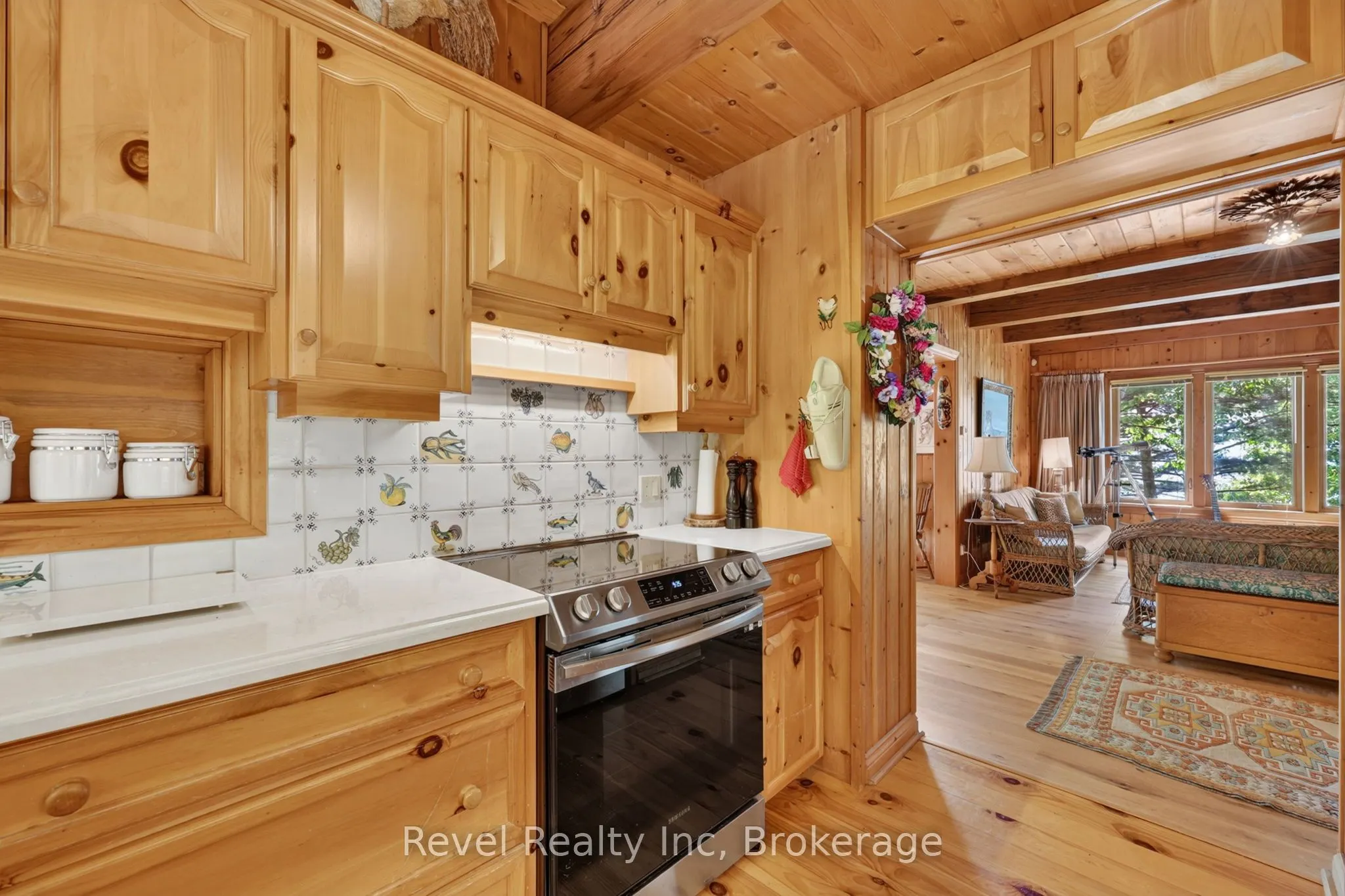 731 Concession 15 W