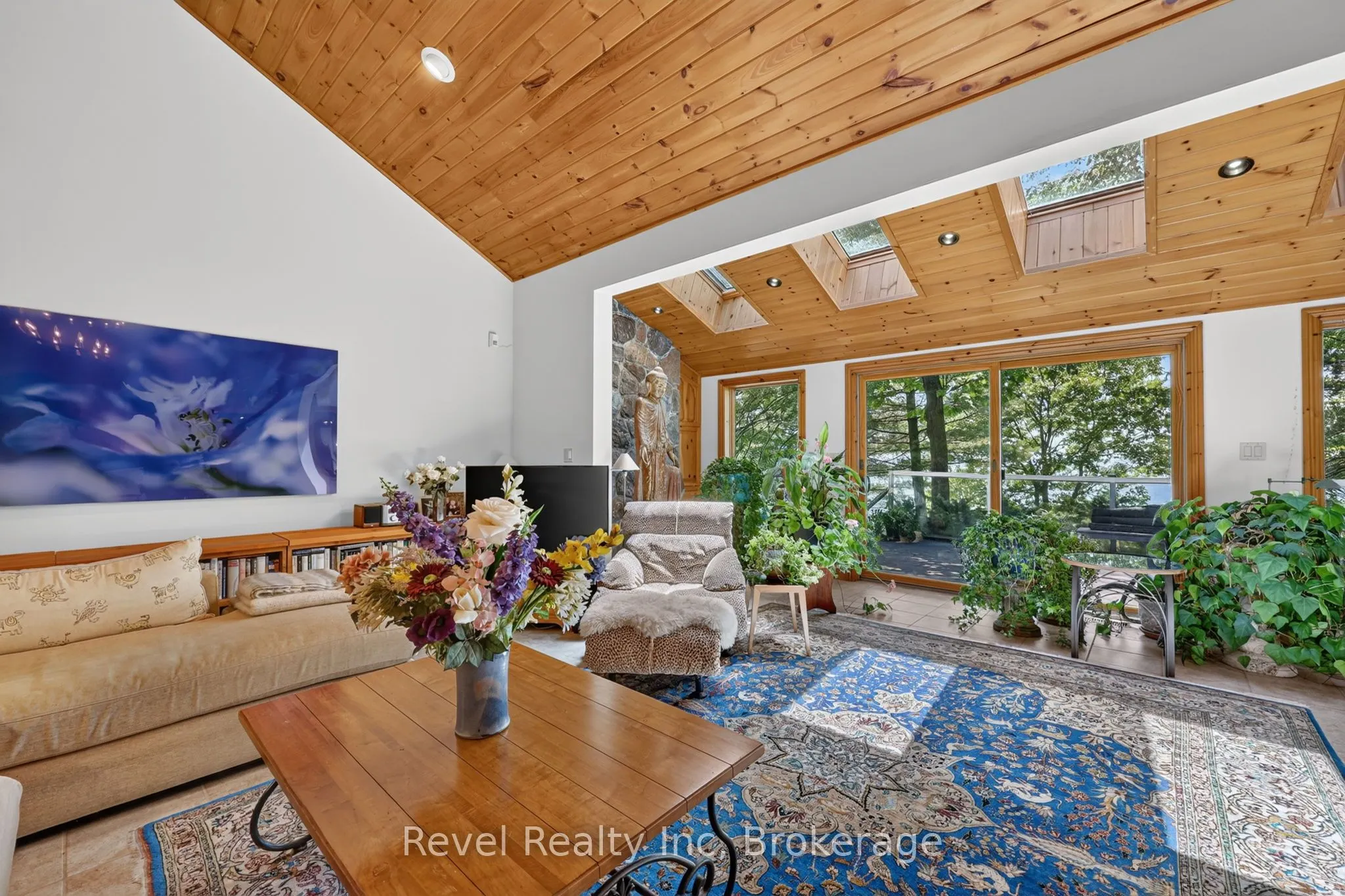 731 Concession 15 W