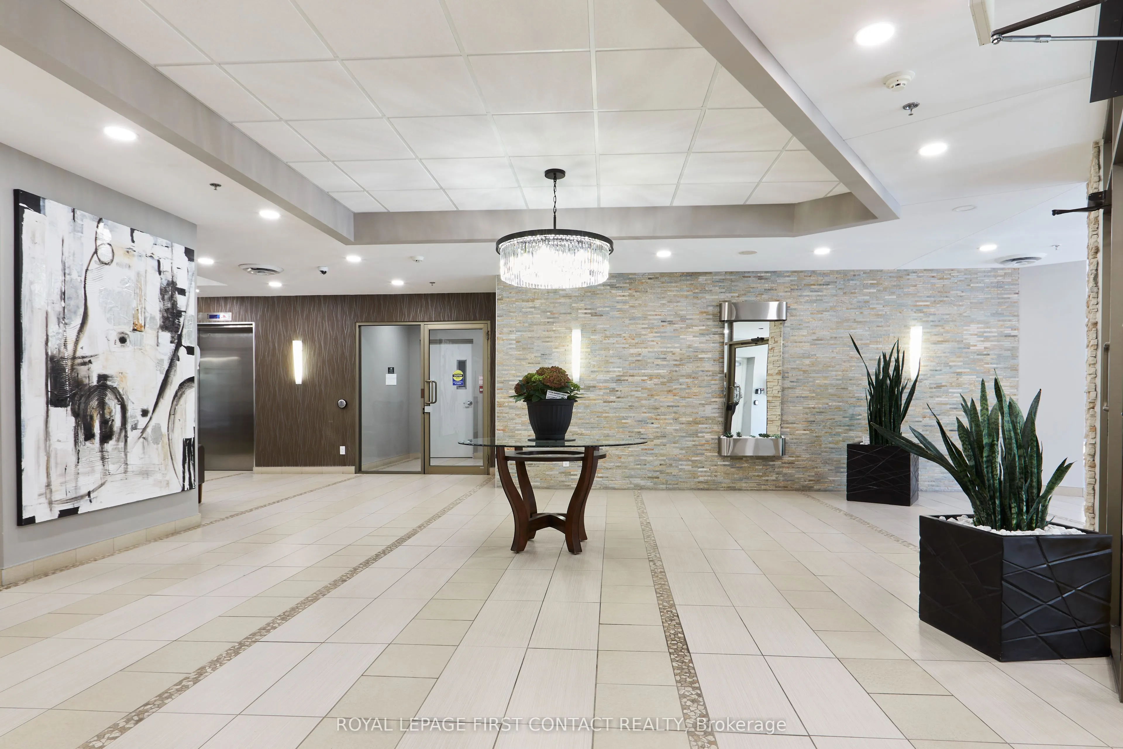 699 Aberdeen Boulevard #706