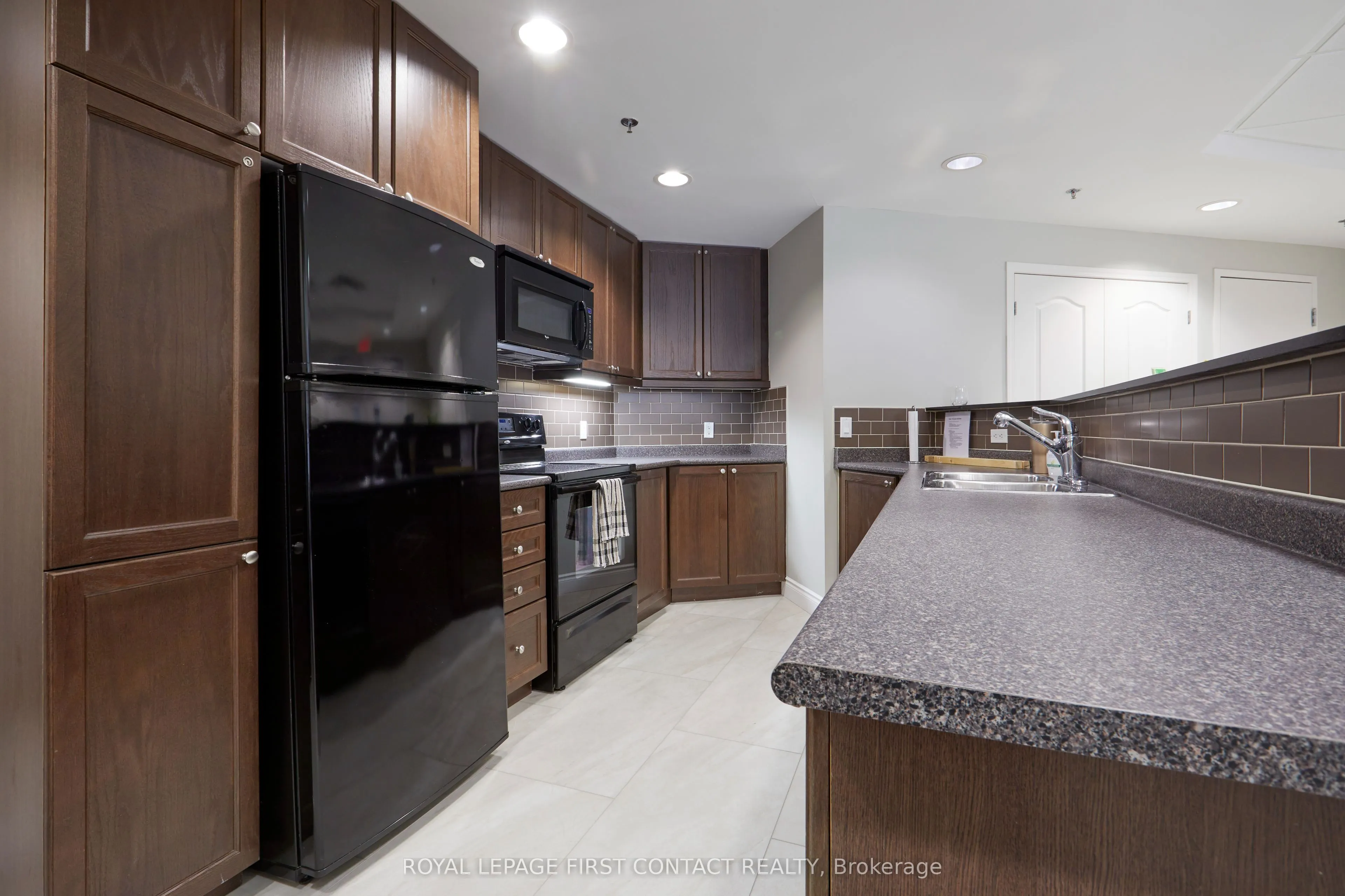 699 Aberdeen Boulevard #706
