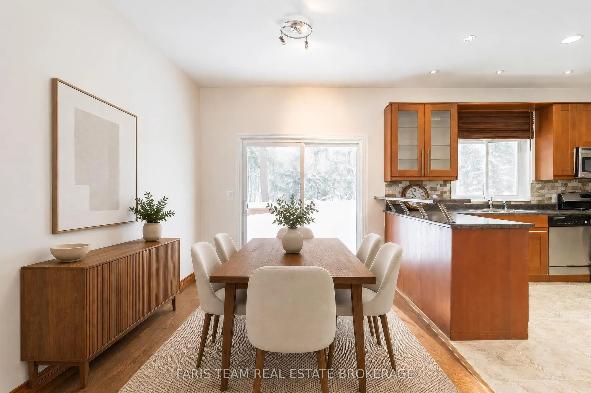 2384 Champlain Road