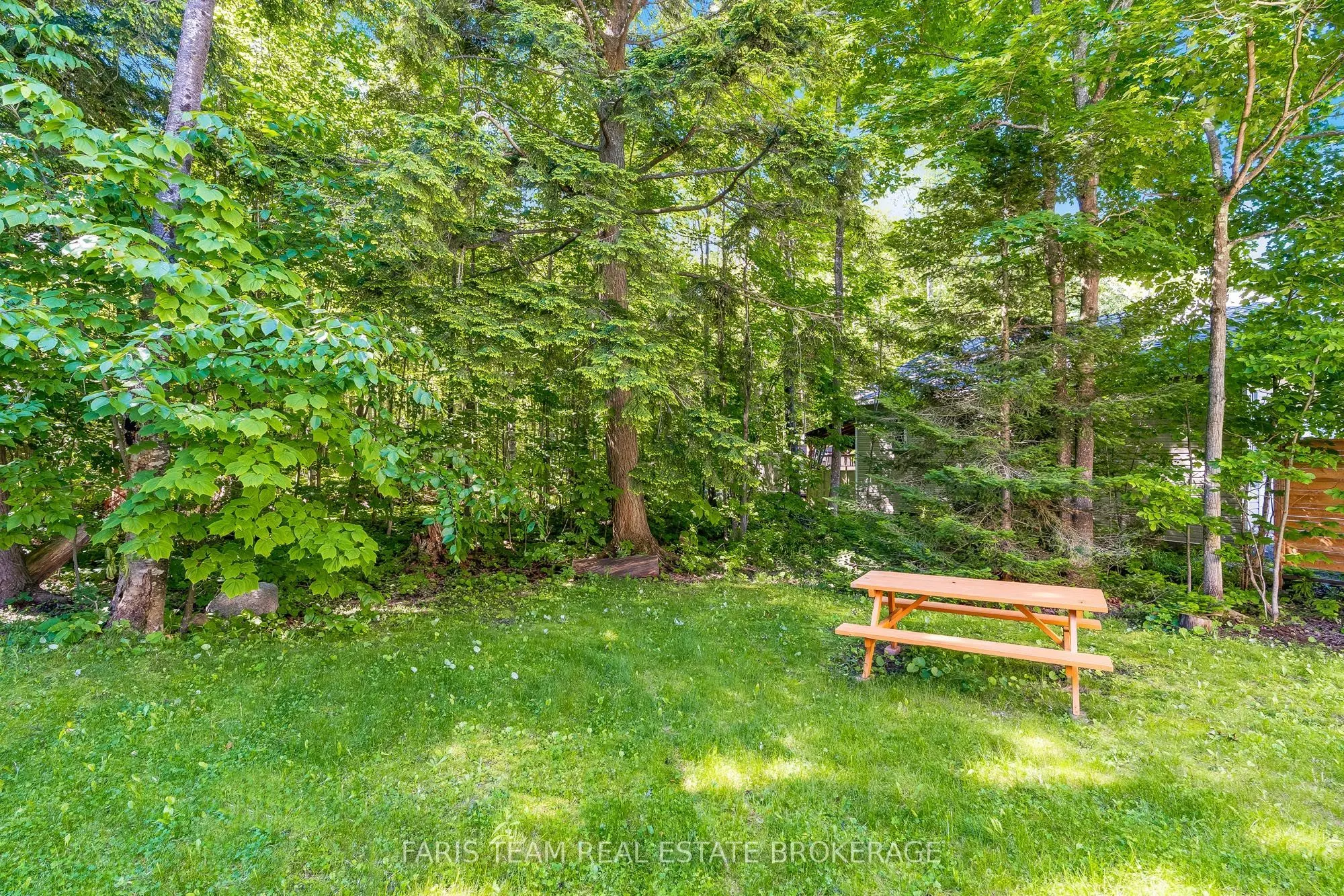 2384 Champlain Road