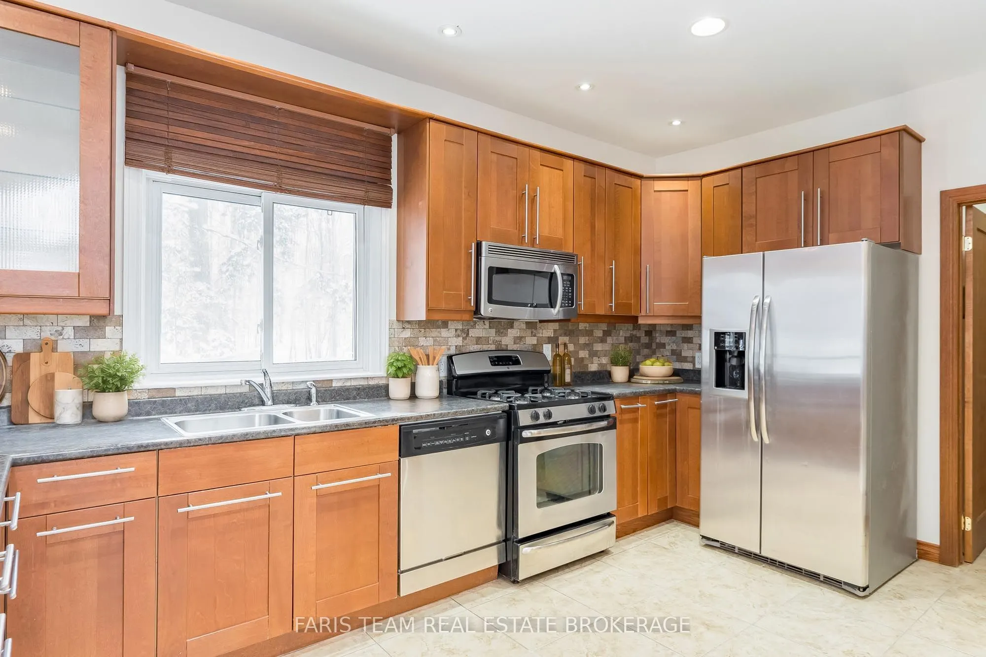 2384 Champlain Road
