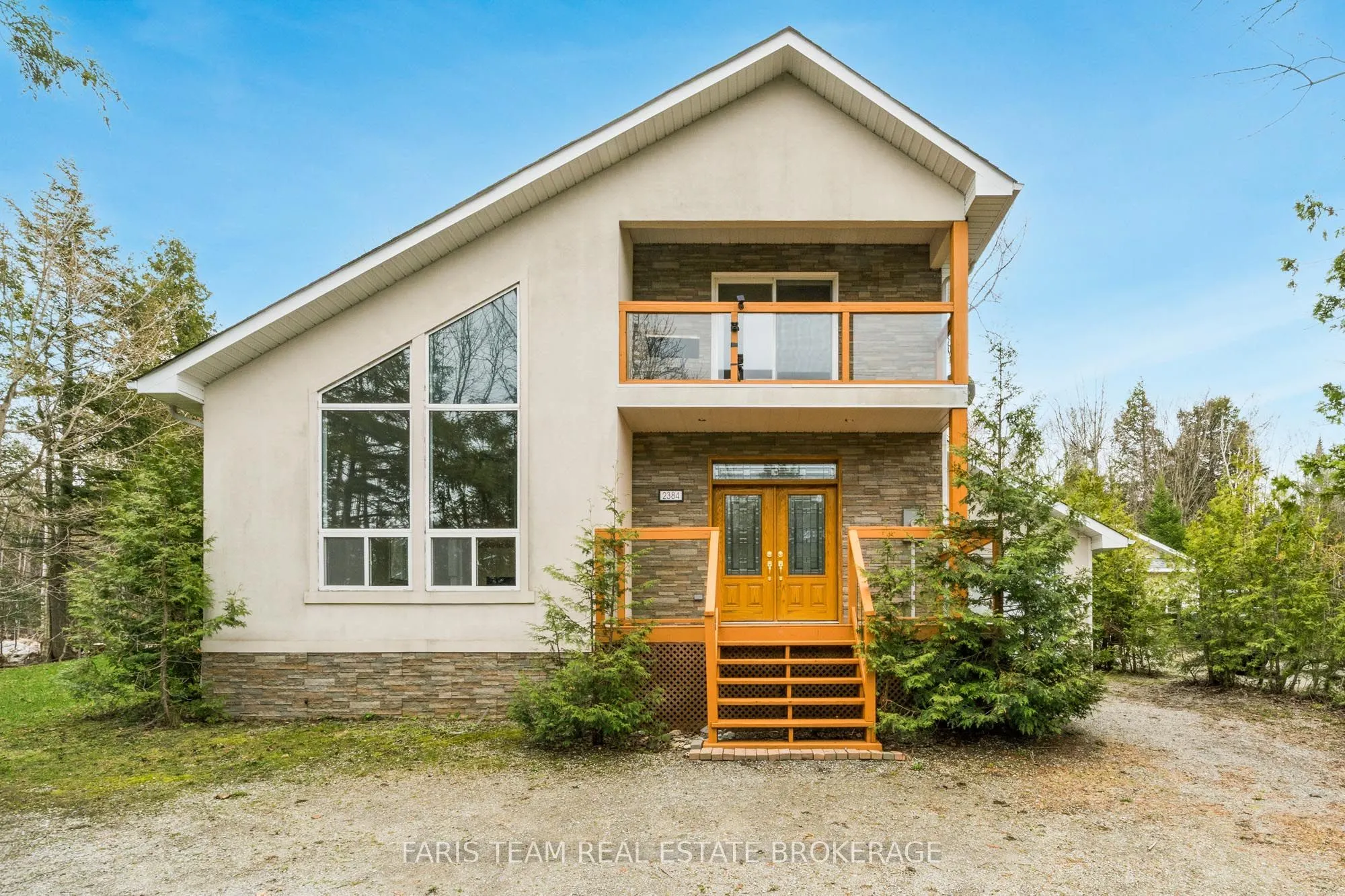 2384 Champlain Road