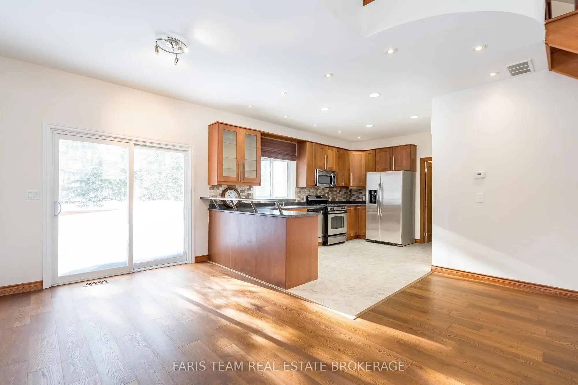 2384 Champlain Road