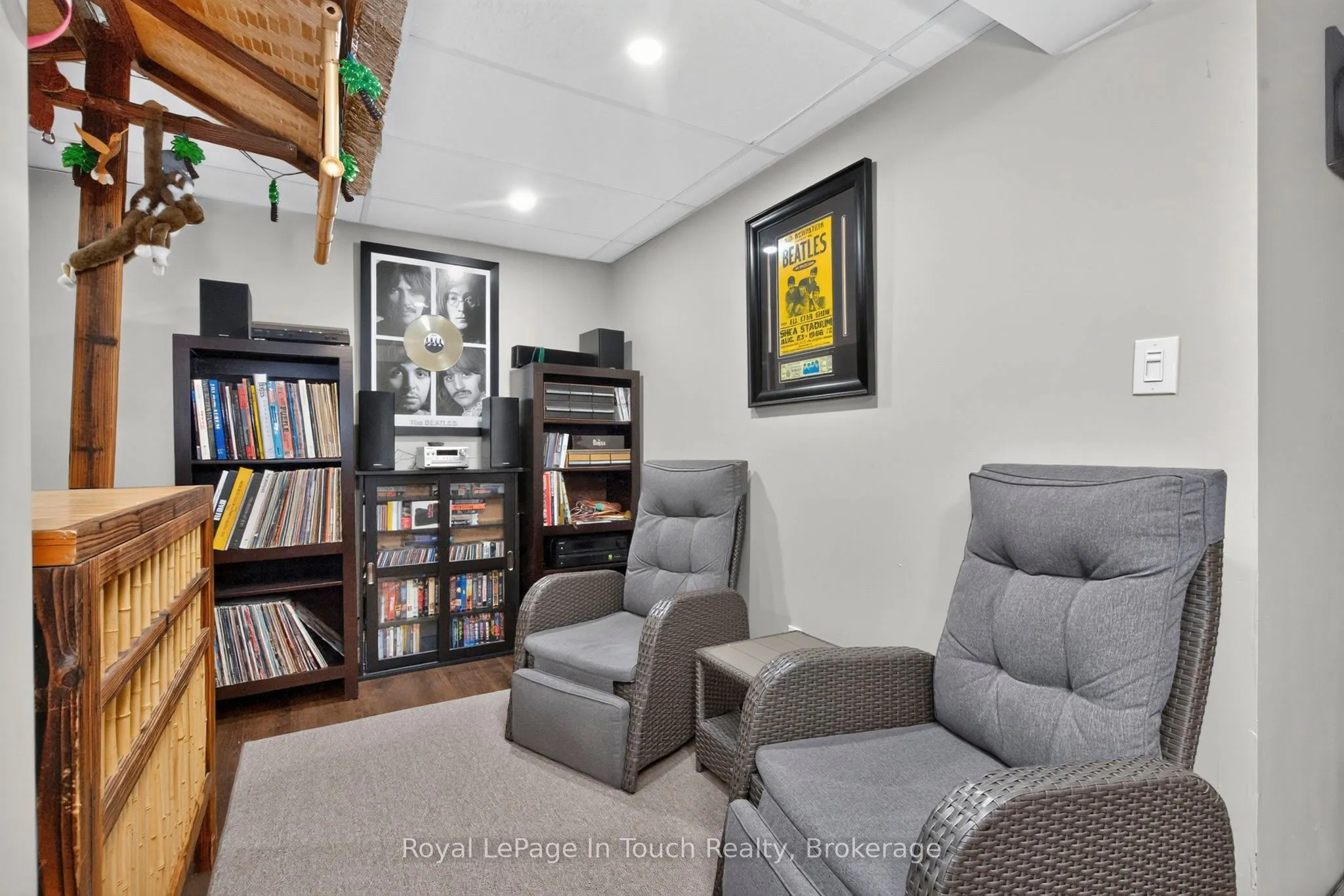 13 Hallen Drive