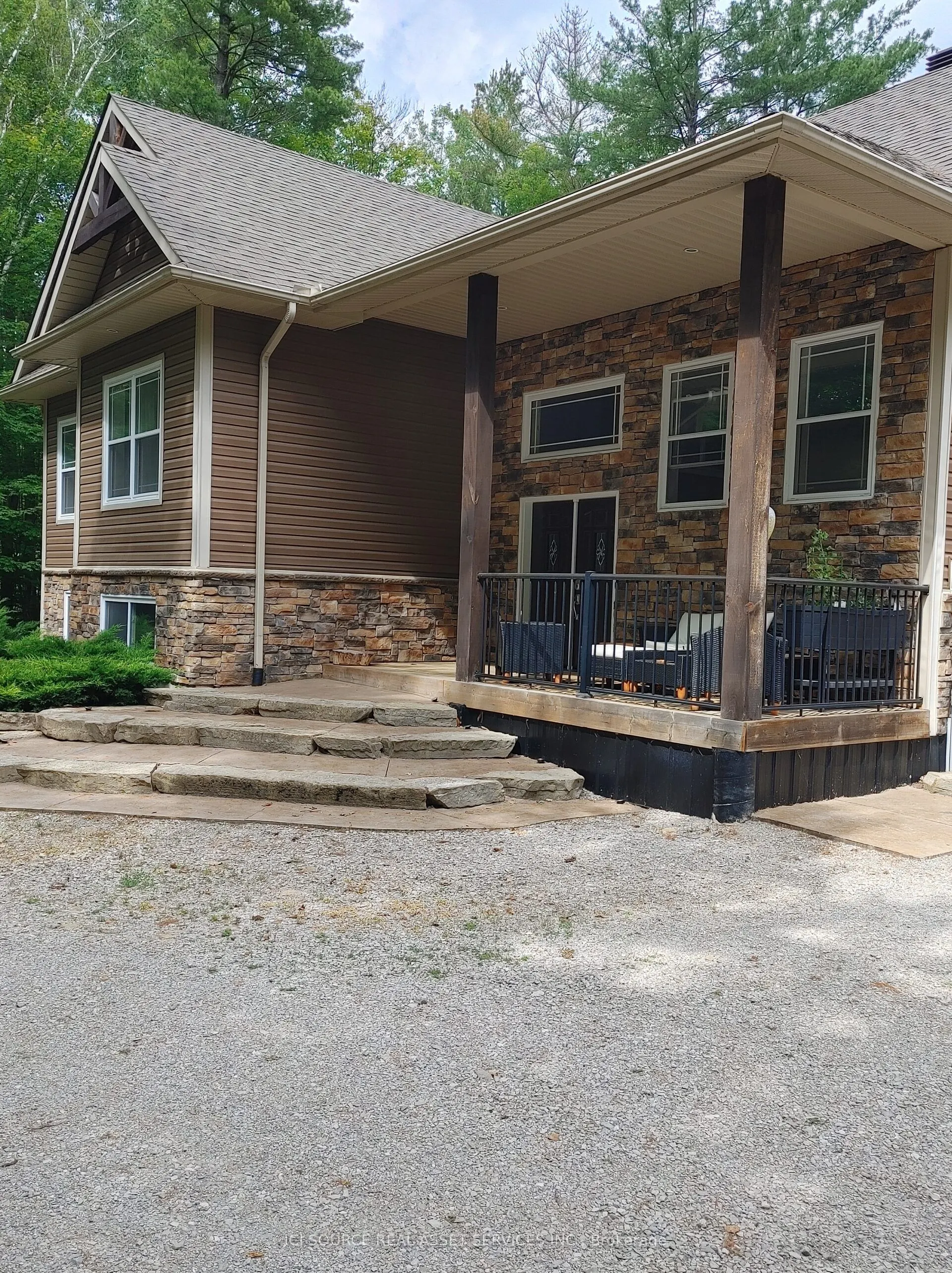 2932 Pinecone Trail