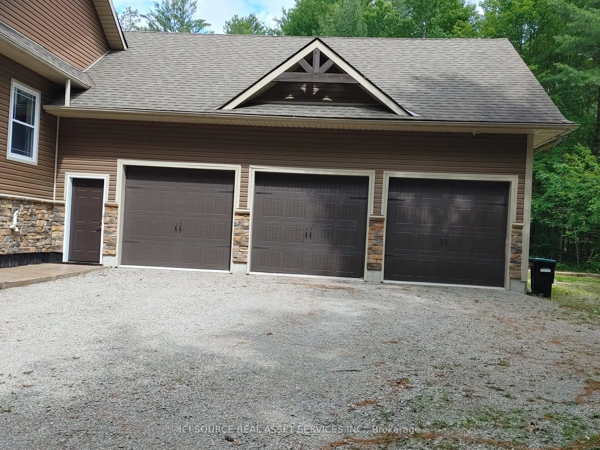 2932 Pinecone Trail