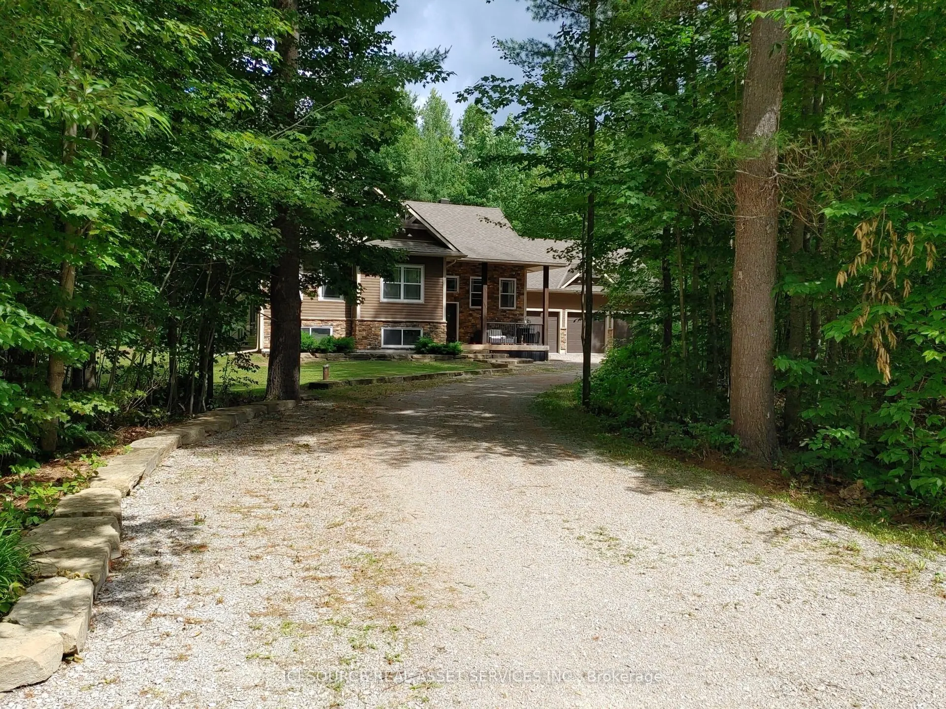 2932 Pinecone Trail