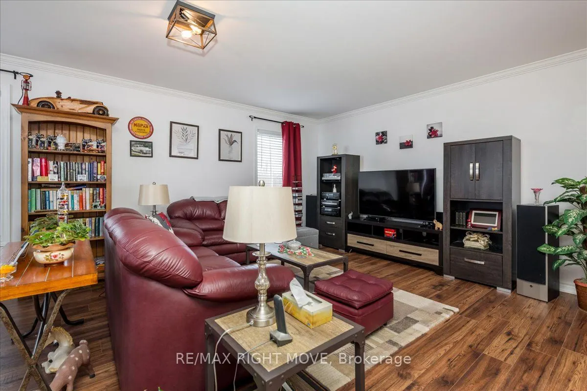 1 Sinclair Crescent