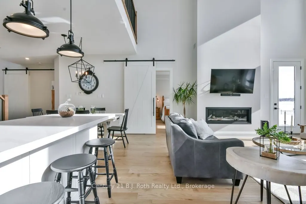 53 Dock Lane E #27