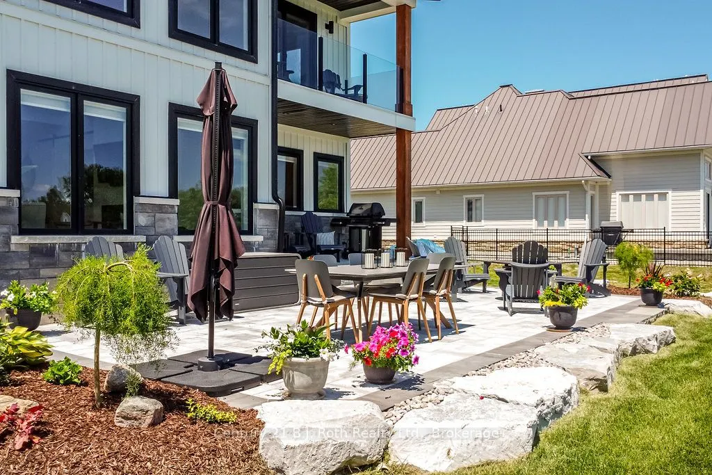 53 Dock Lane E #27
