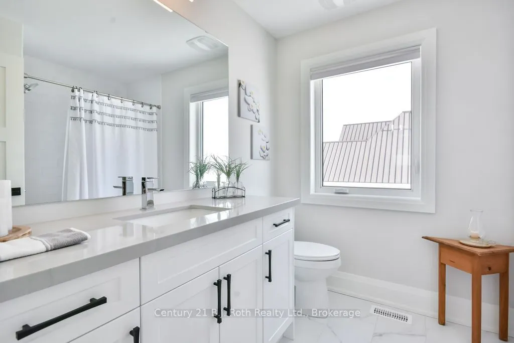 53 Dock Lane E #27