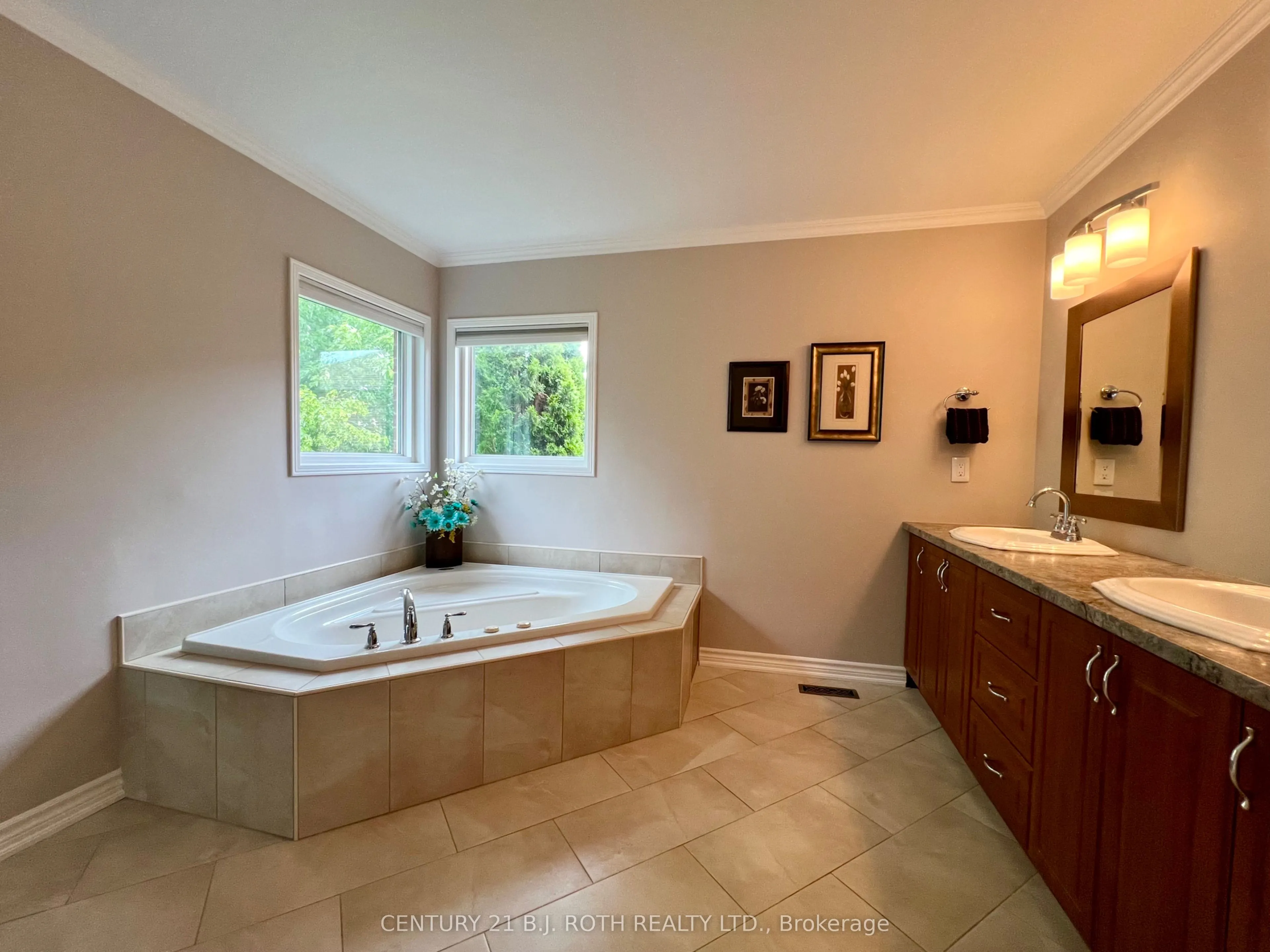 47 Looker Drive