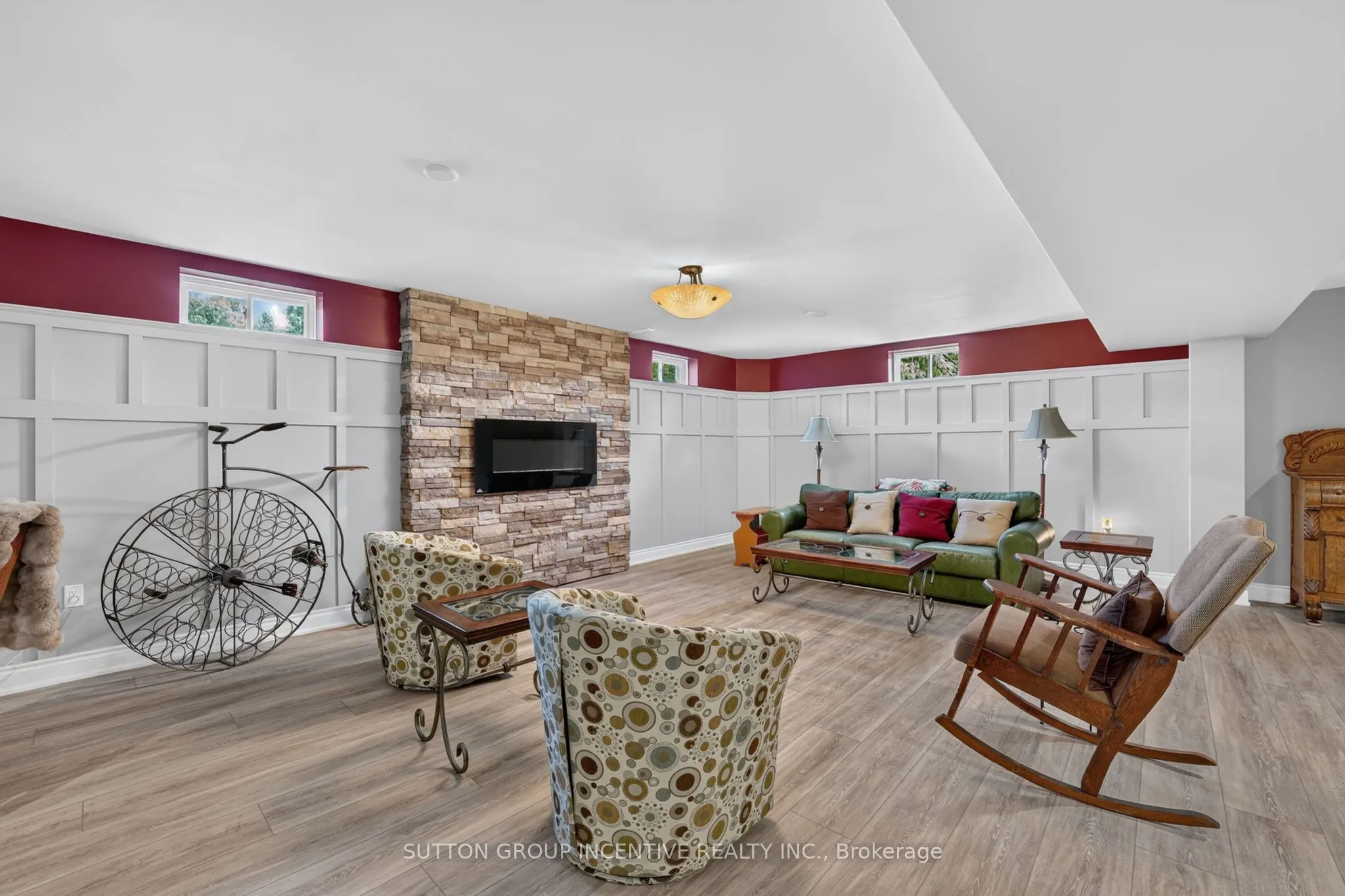 1 GALRICH Court