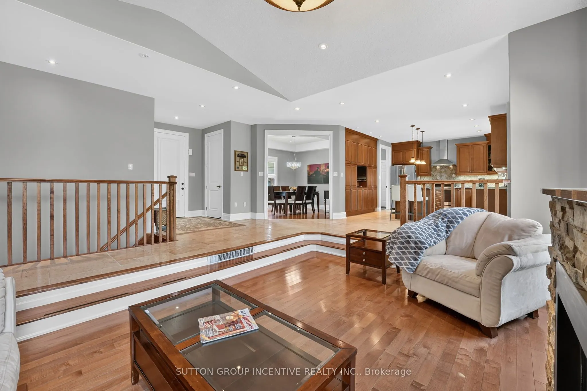 1 GALRICH Court