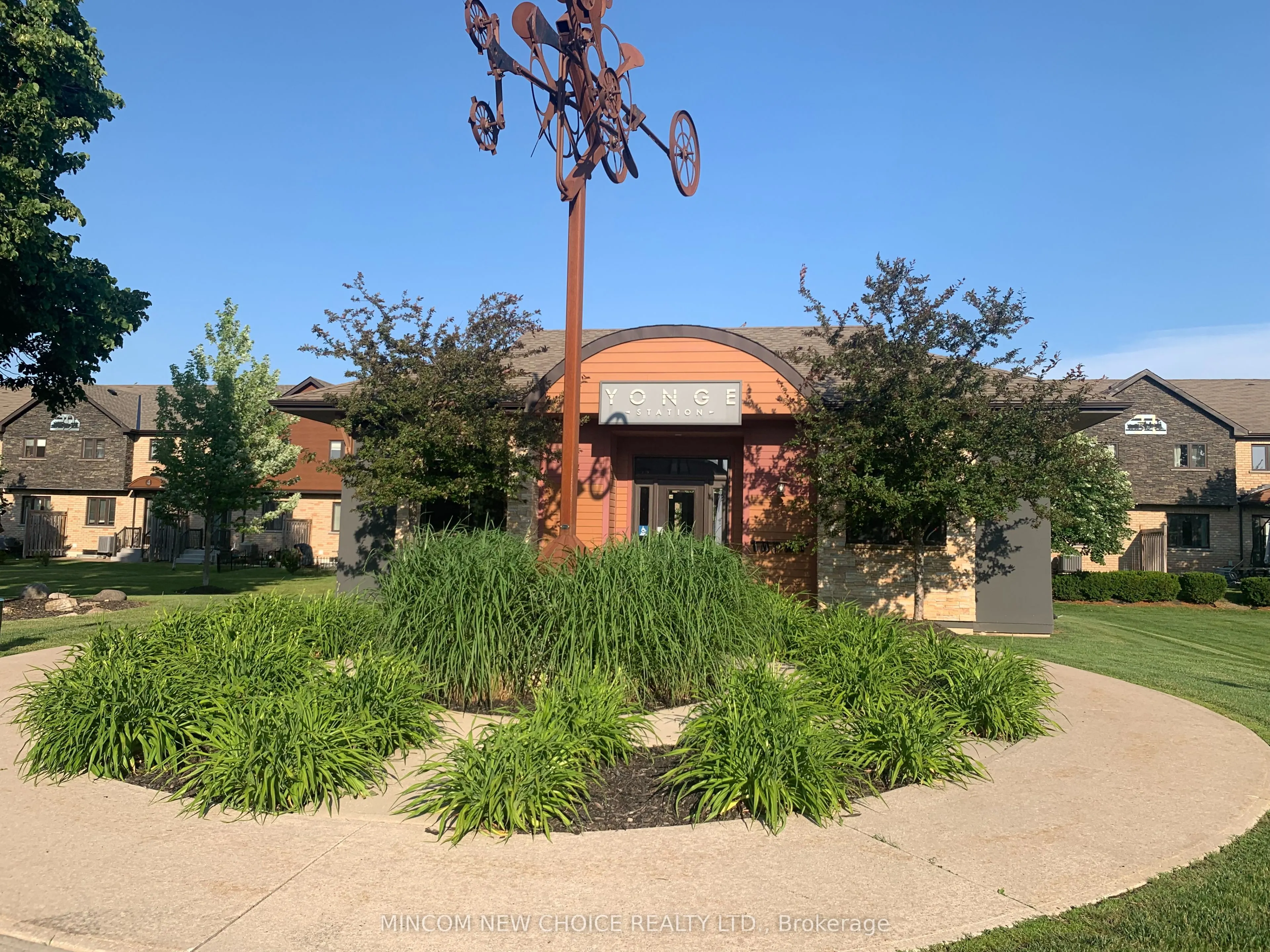 100 Dean Avenue #414