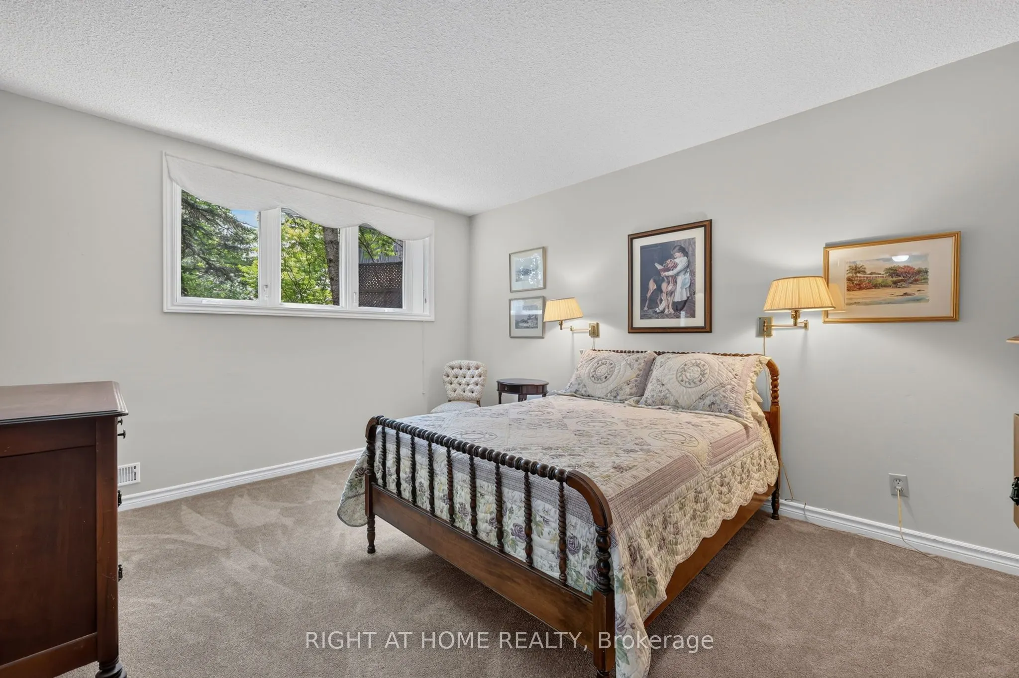 5 Pine Point