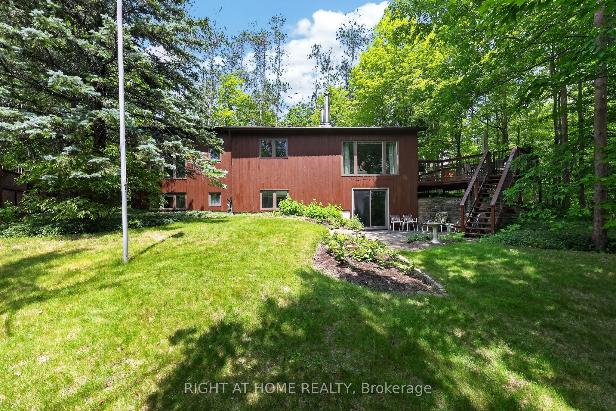 5 Pine Point