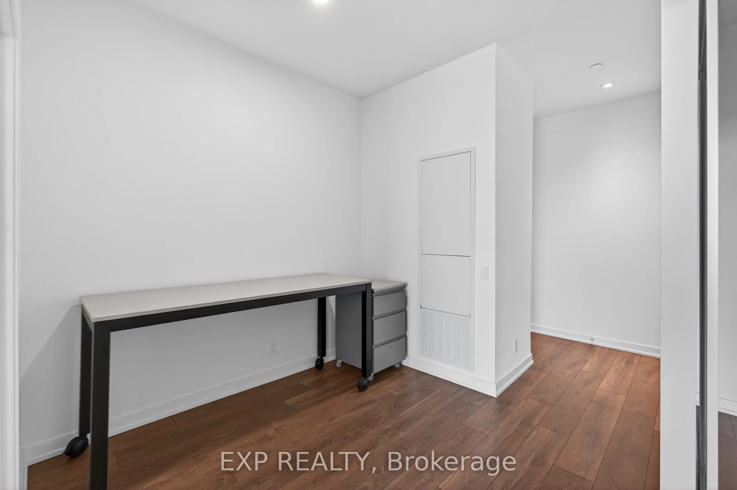 39 Mary Street #1101