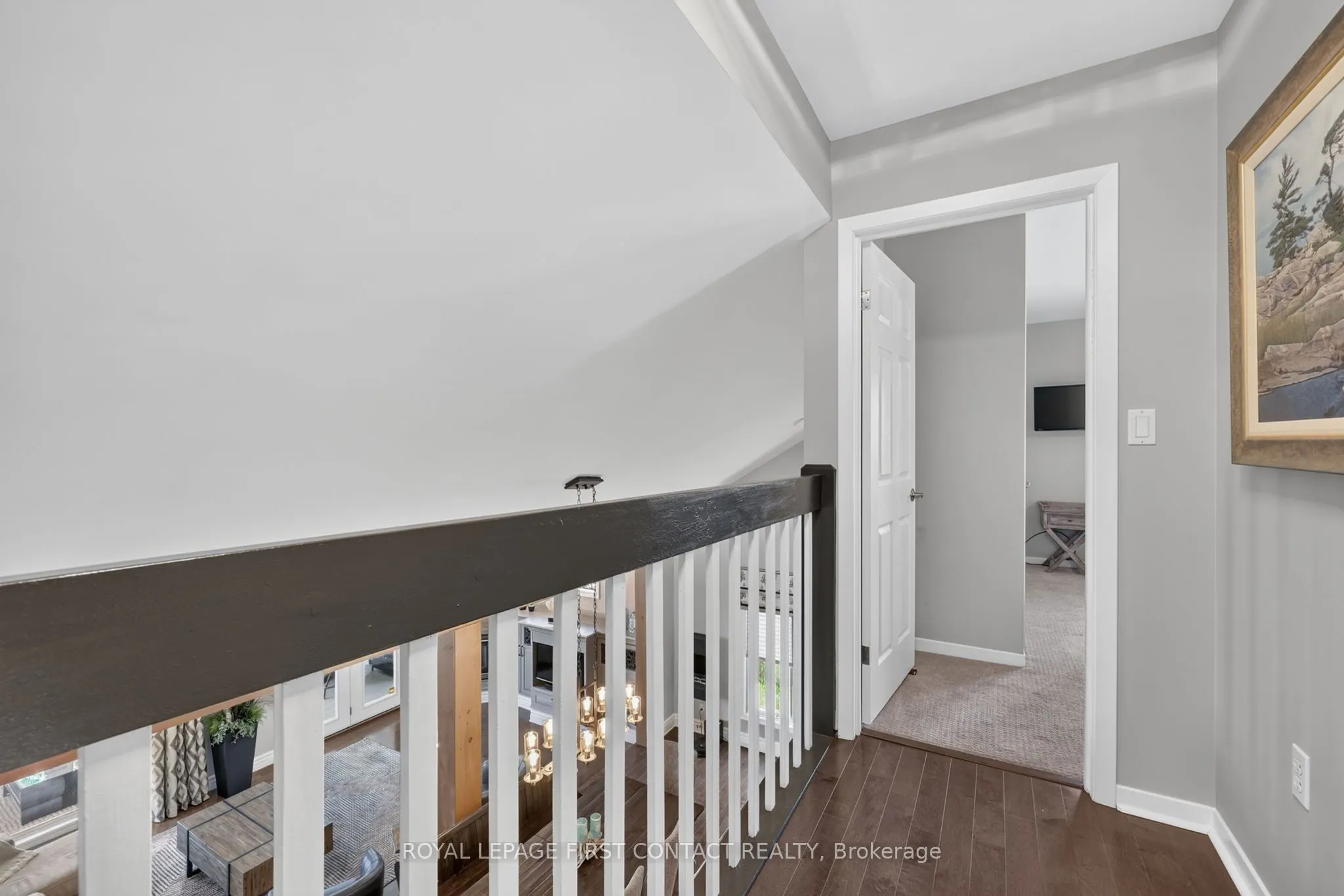 167 Lakeshore Road W