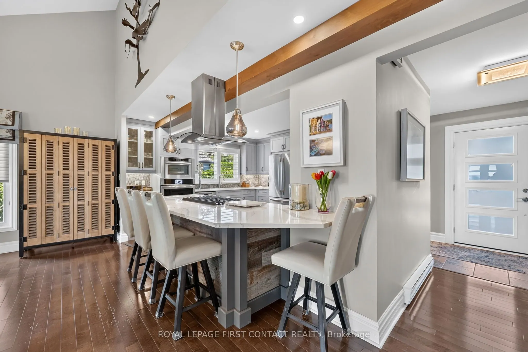 167 Lakeshore Road W