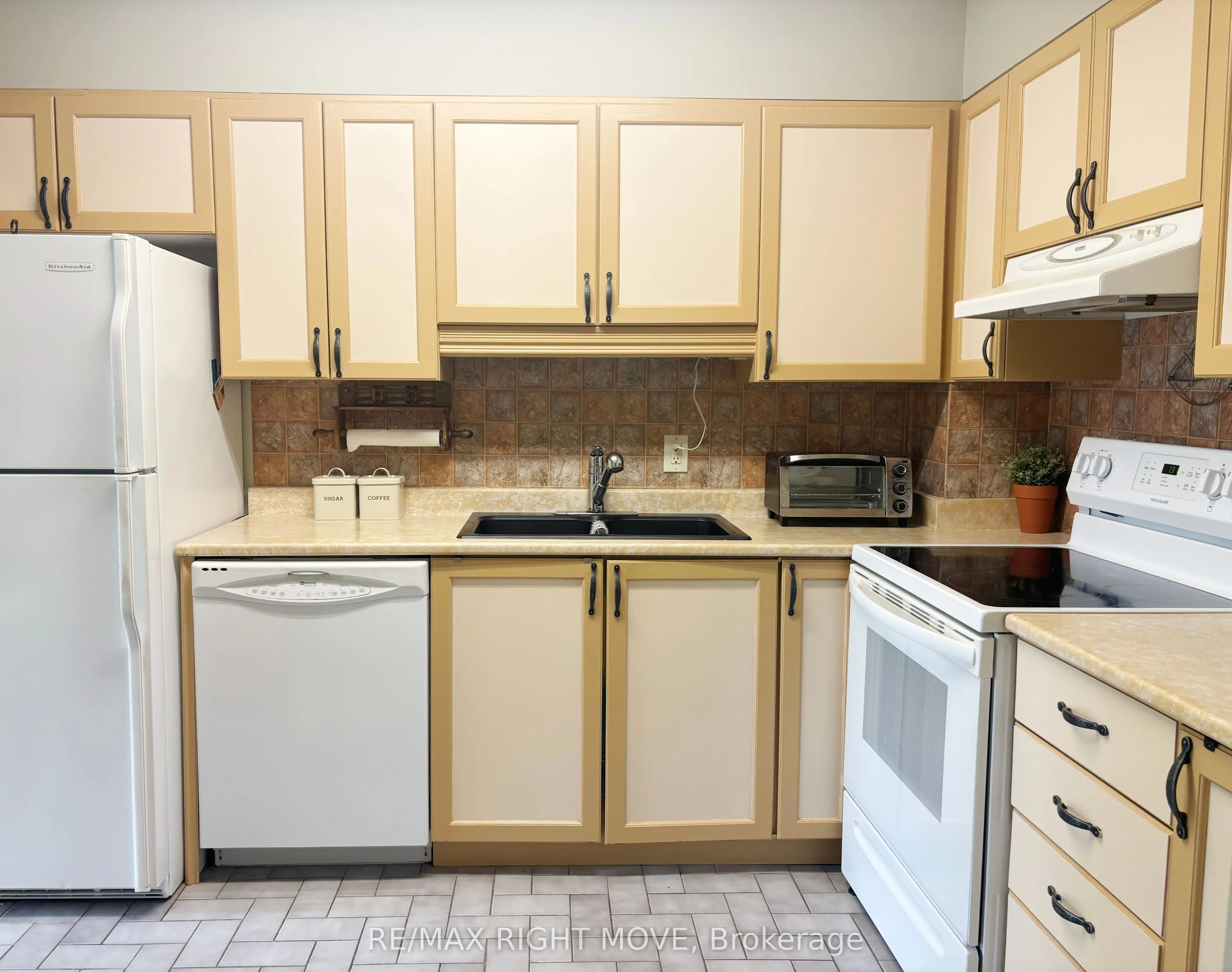 54 Fittons Road W #202